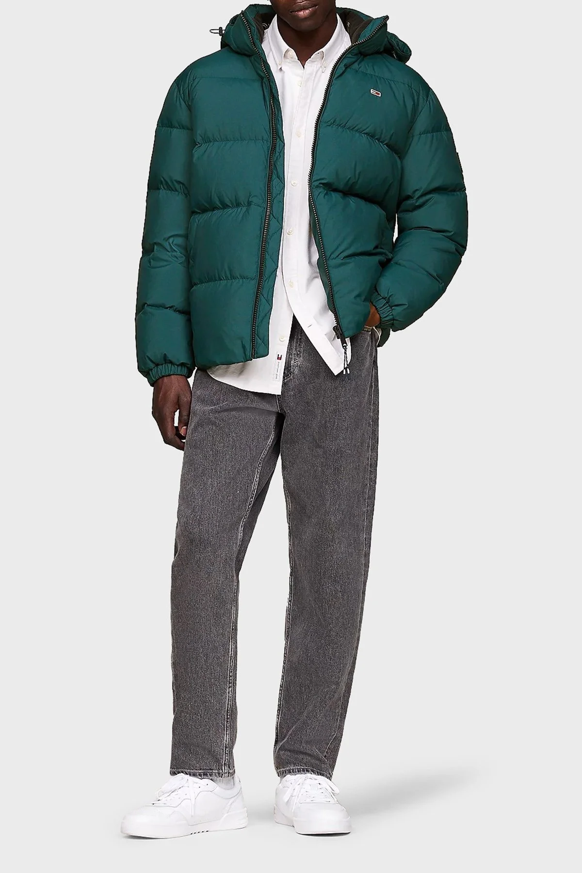 Tommy Jeans Comfort Fit Çıkarılabilir Kapüşonlu Şişme Erkek Mont DM0DM19786 CWG KOYU YEŞİL - 3