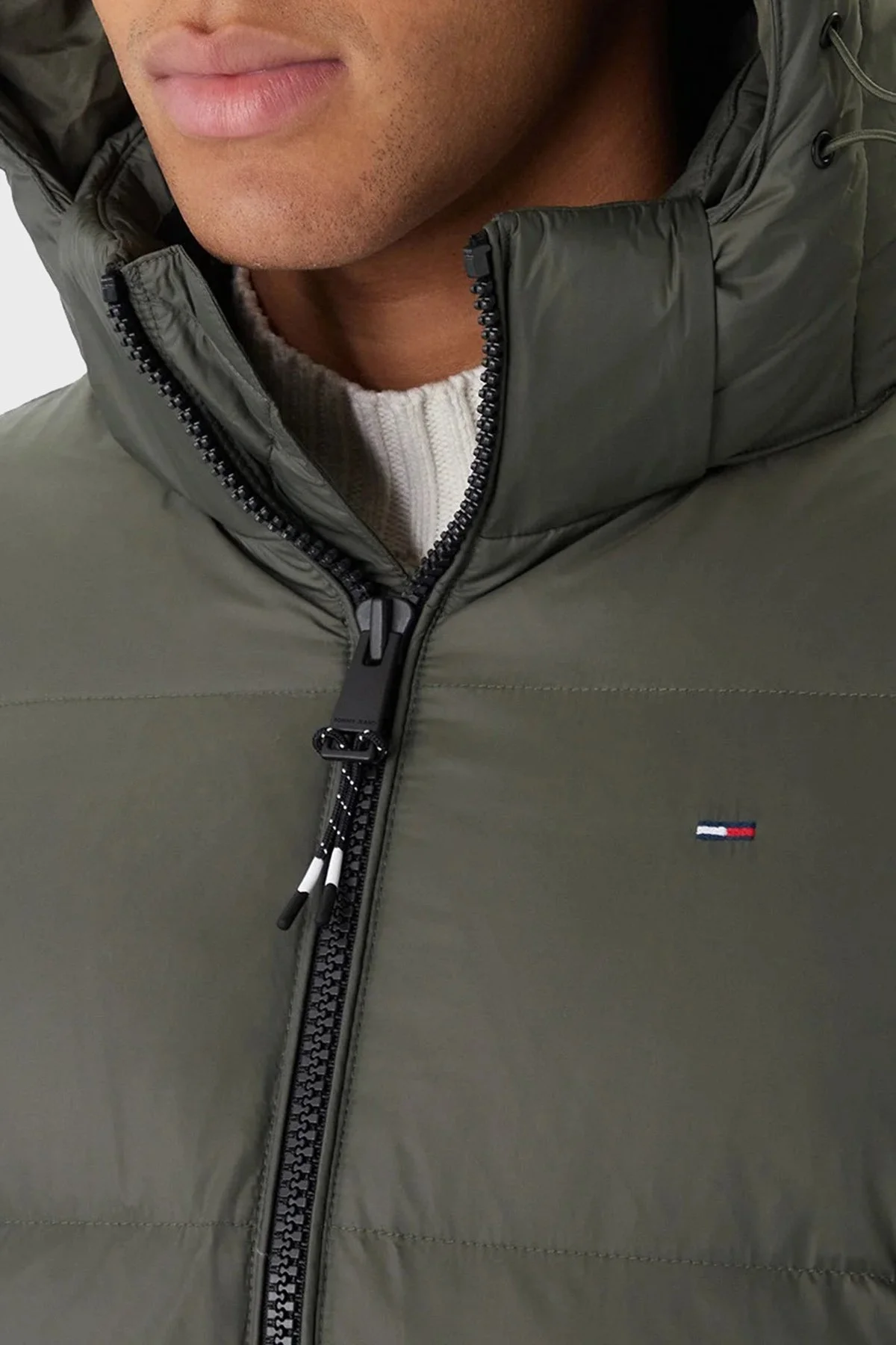 Tommy Jeans Comfort Fit Çıkarılabilir Kapüşonlu Şişme Erkek Mont DM0DM19786 MRH KOYU YEŞİL - 5