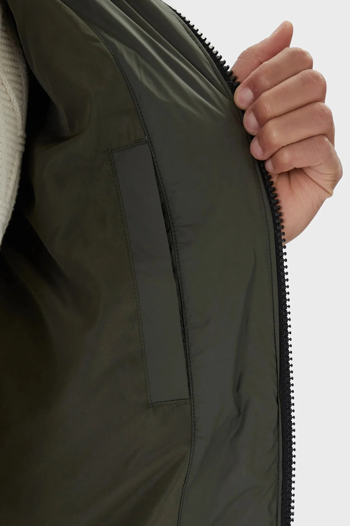 Tommy Jeans Comfort Fit Çıkarılabilir Kapüşonlu Şişme Erkek Mont DM0DM19786 MRH KOYU YEŞİL - 7