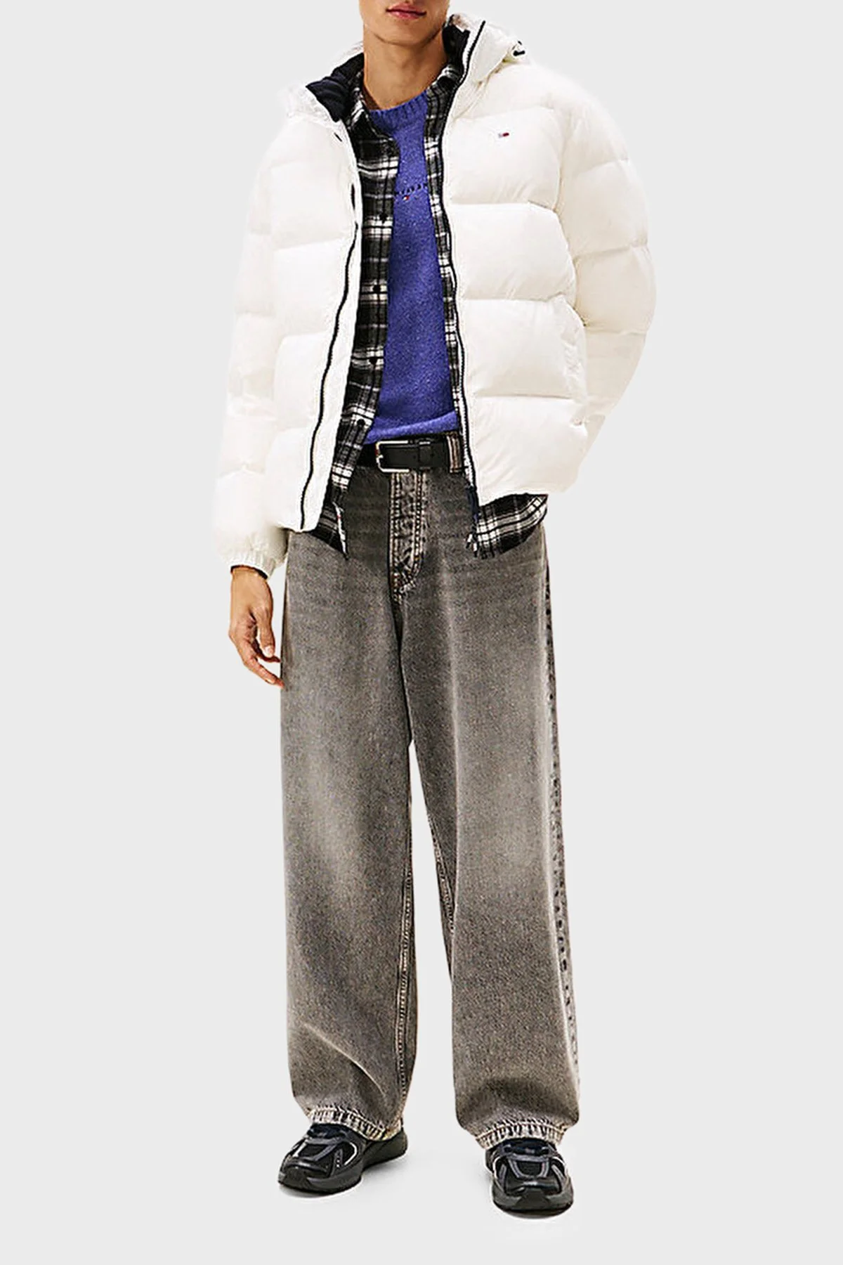 Tommy Jeans Comfort Fit Çıkarılabilir Kapüşonlu Şişme Erkek Mont DM0DM19786 YBL BEYAZ - 2