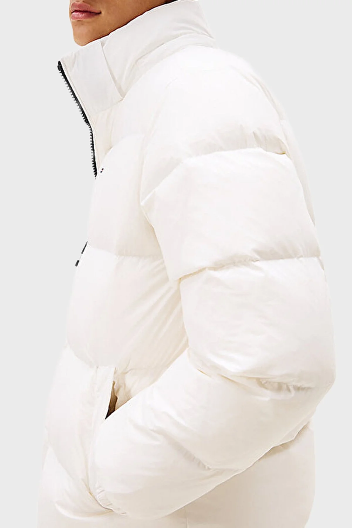 Tommy Jeans Comfort Fit Çıkarılabilir Kapüşonlu Şişme Erkek Mont DM0DM19786 YBL BEYAZ - 5