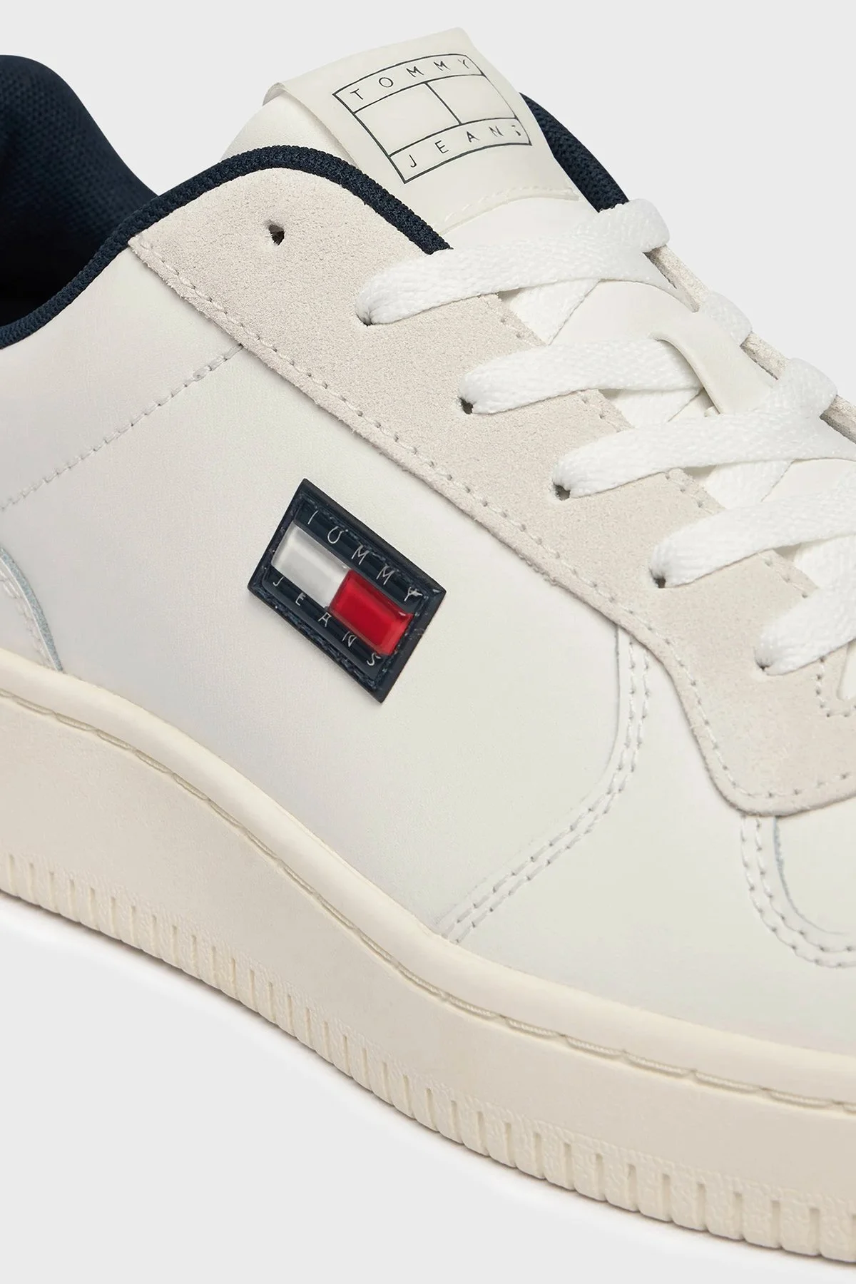 Tommy Jeans Deri Karışımlı Logolu Sneaker Erkek Ayakkabı EM0EM01681 YBL BEYAZ - 6