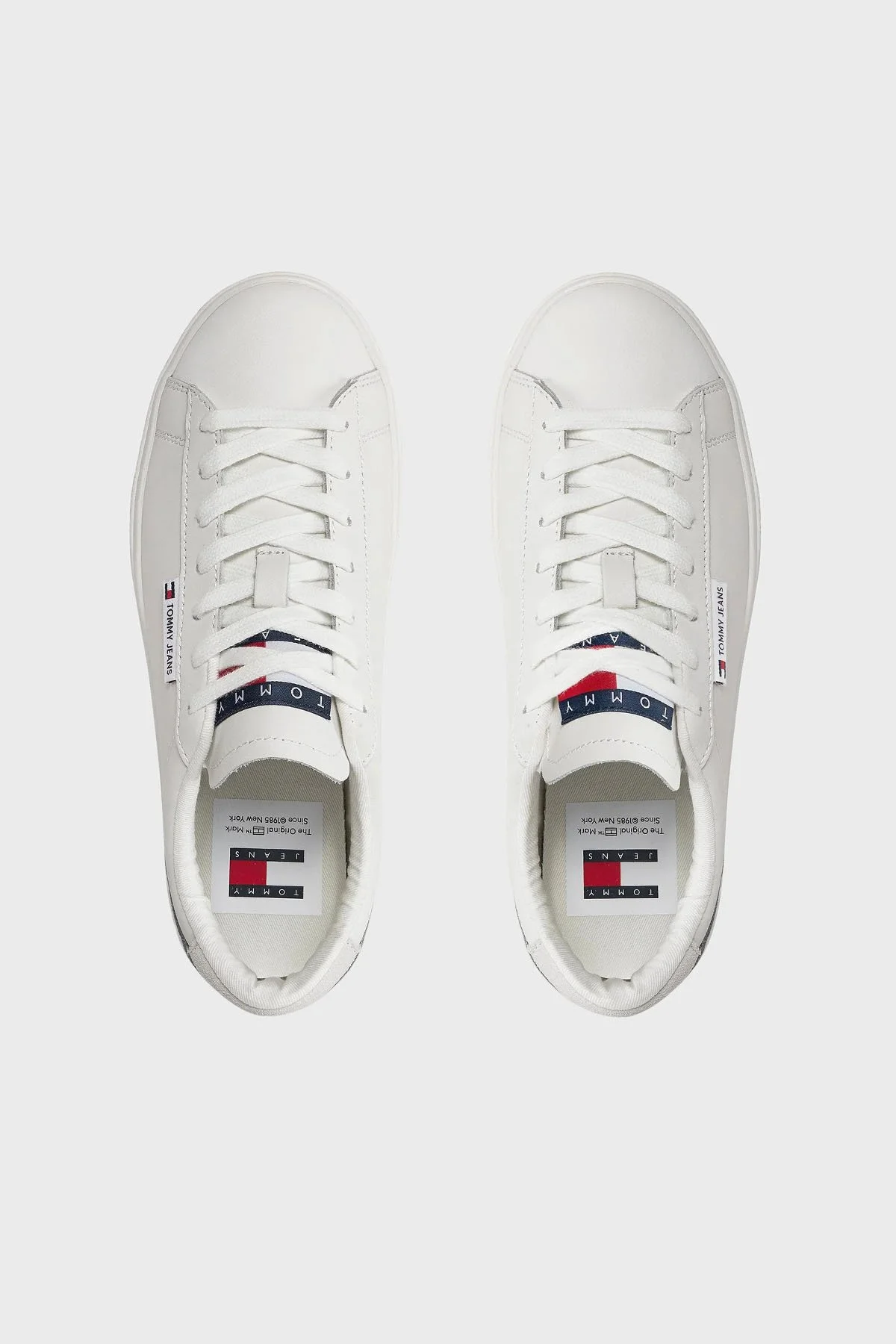 Tommy Jeans Deri Logolu Sneaker Bayan Ayakkabı EN0EN02508 YBL BEYAZ - 10