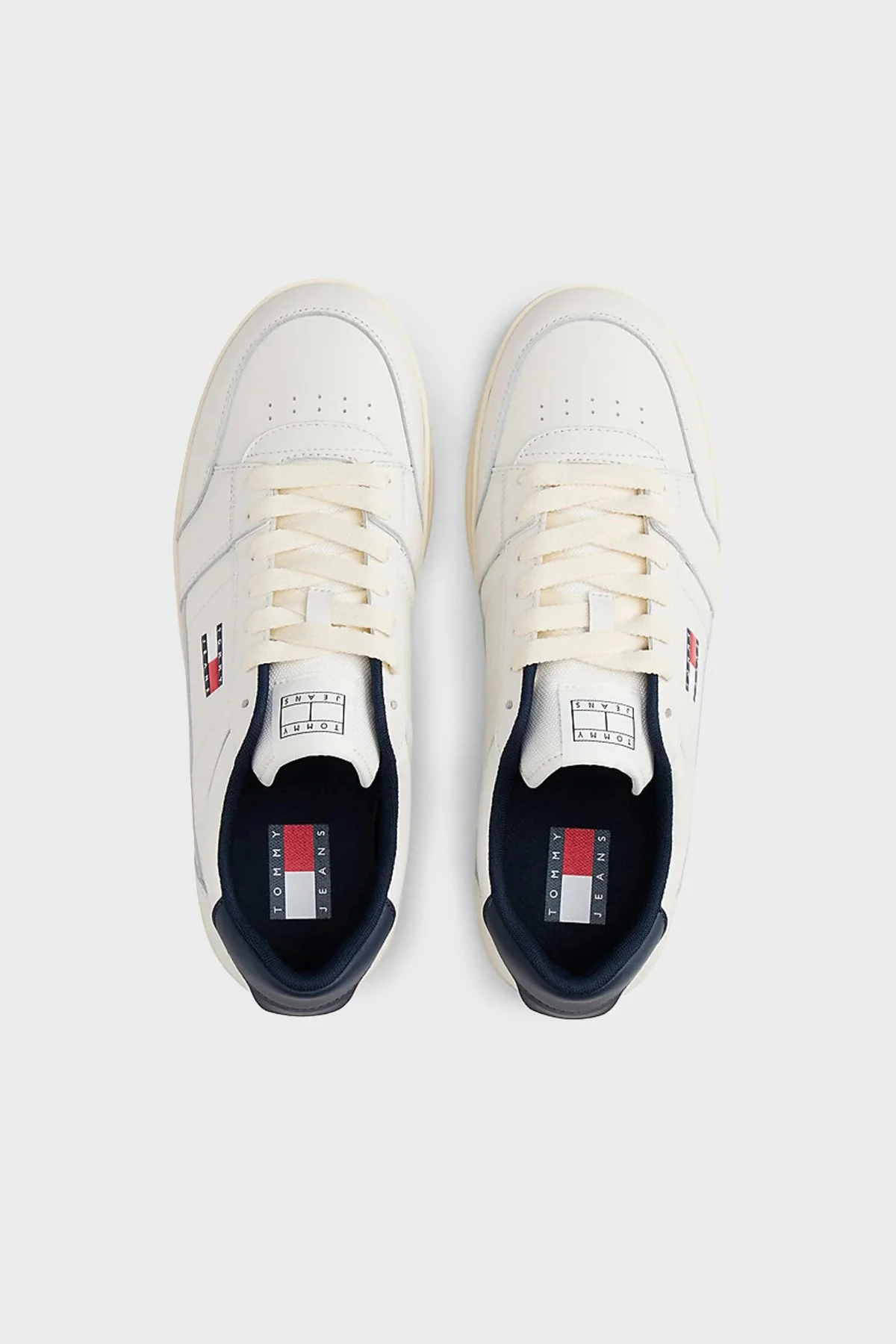 Tommy Jeans Deri Logolu Sneaker Erkek Ayakkabı EM0EM01574 0LG BEYAZ-LACİVERT - 4