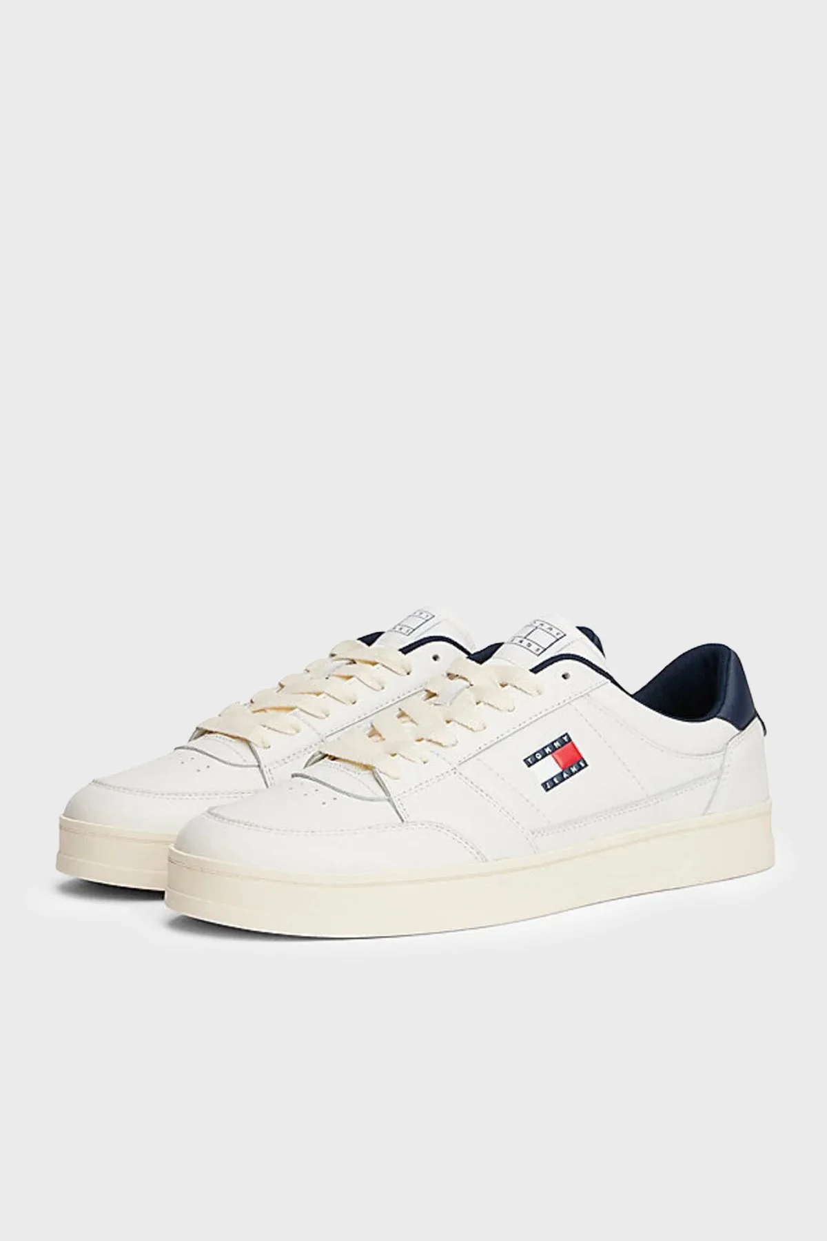 Tommy Jeans Deri Logolu Sneaker Erkek Ayakkabı EM0EM01574 0LG BEYAZ-LACİVERT - 3