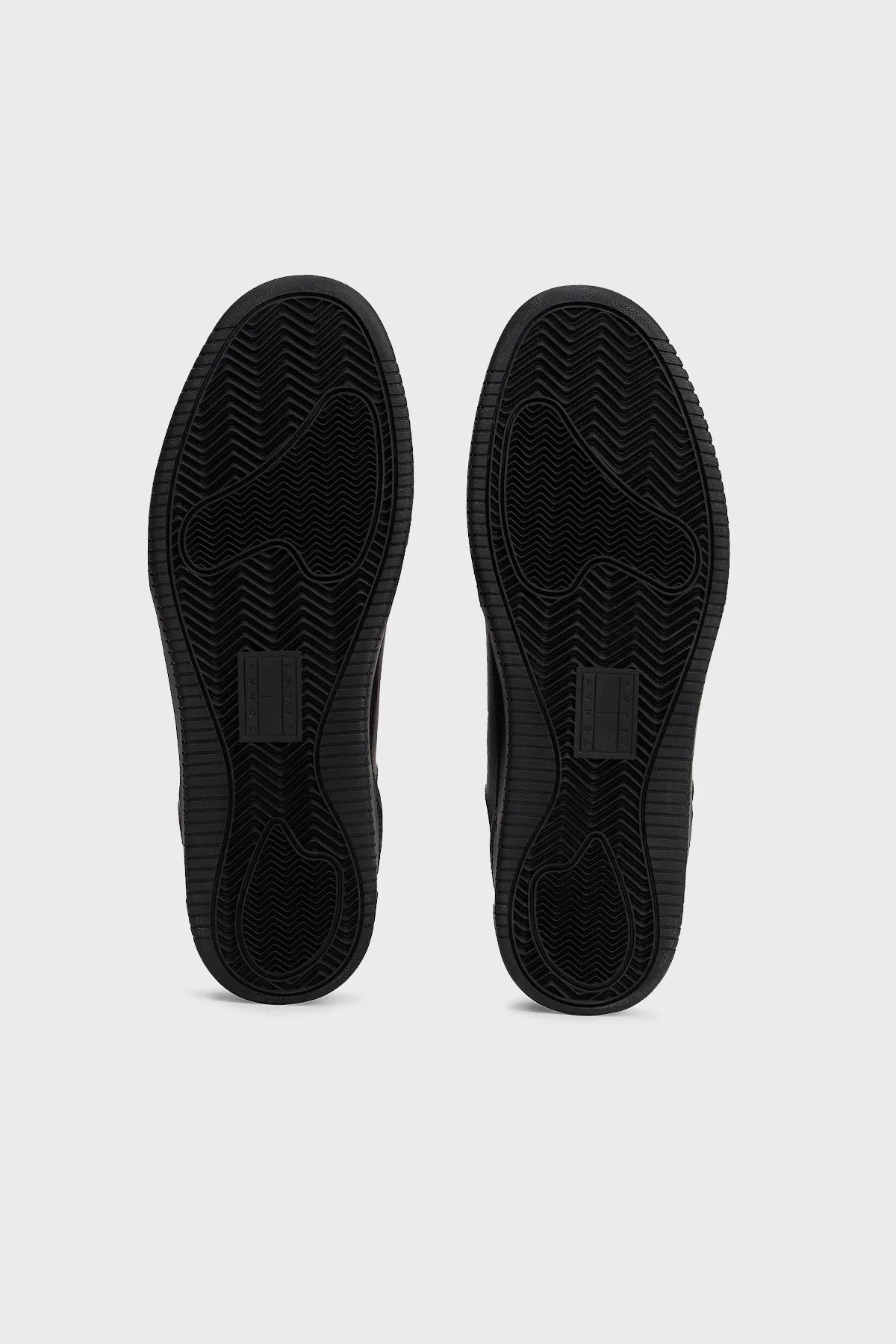 Tommy Jeans Deri Logolu Sneaker Erkek Ayakkabı EM0EM01612 BDS SİYAH - 7