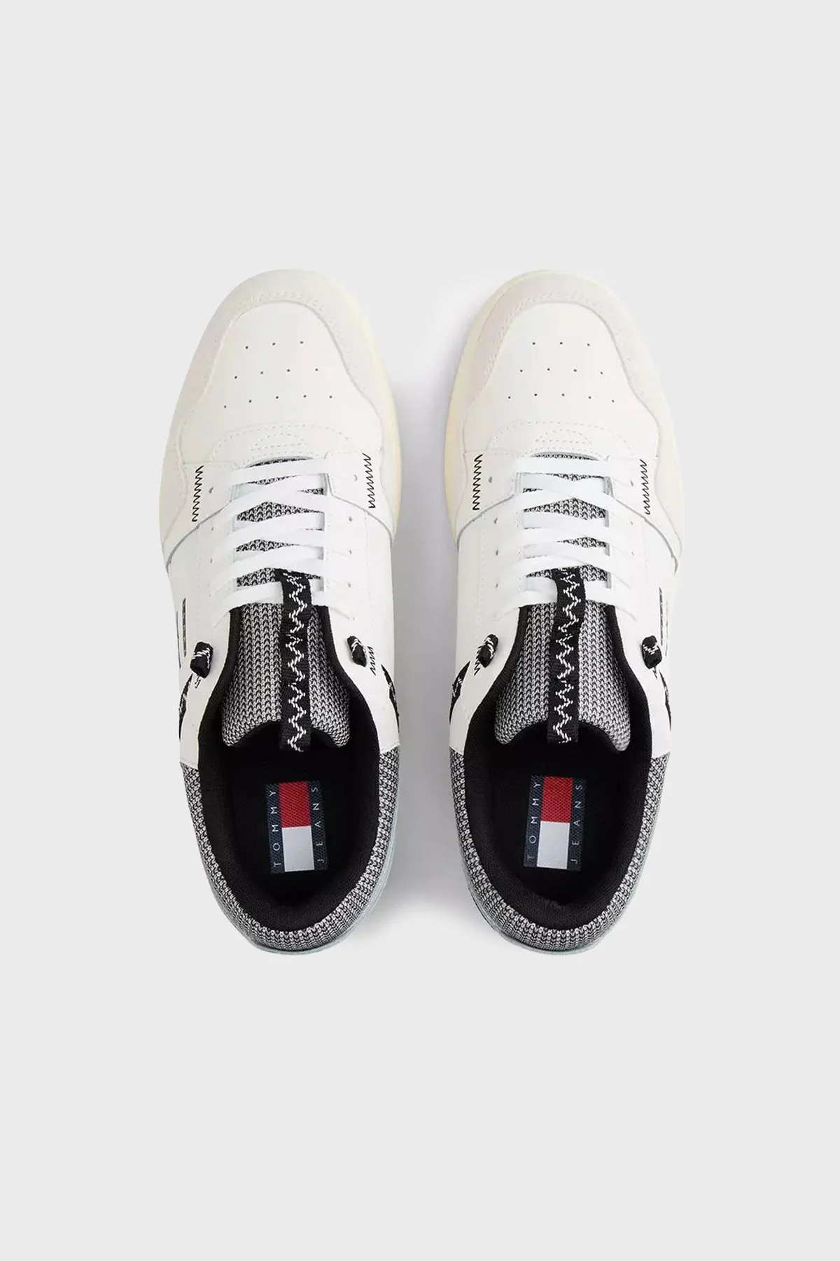 Tommy Jeans Deri Logolu Sneaker Erkek Ayakkabı EM0EM01657 0K9 BEJ-SİYAH - 4