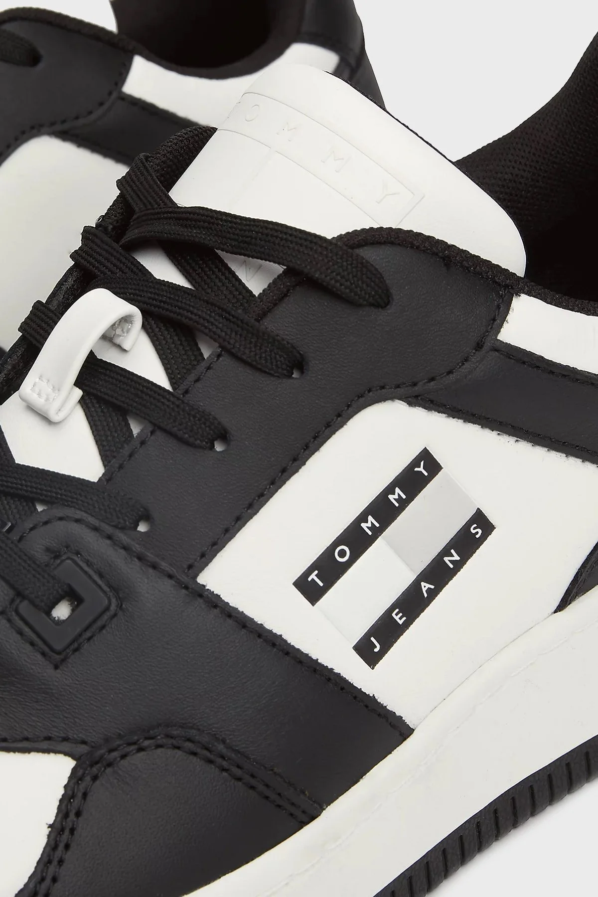 Tommy Jeans Deri Sneaker Erkek Ayakkabı EM0EM01378 BDS SİYAH - 6