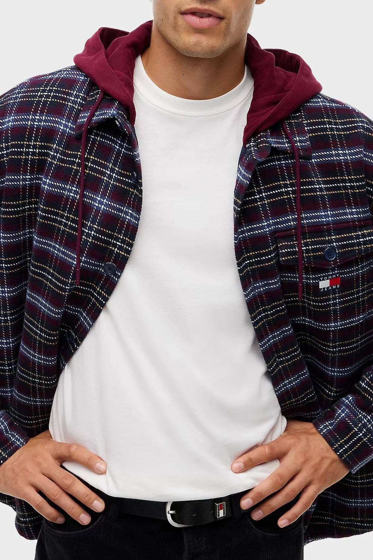 Tommy Jeans Ekoseli Pamuklu Regular Fit Kapüşonlu Erkek Gömlek DM0DM23521 0QM Bordo - 4