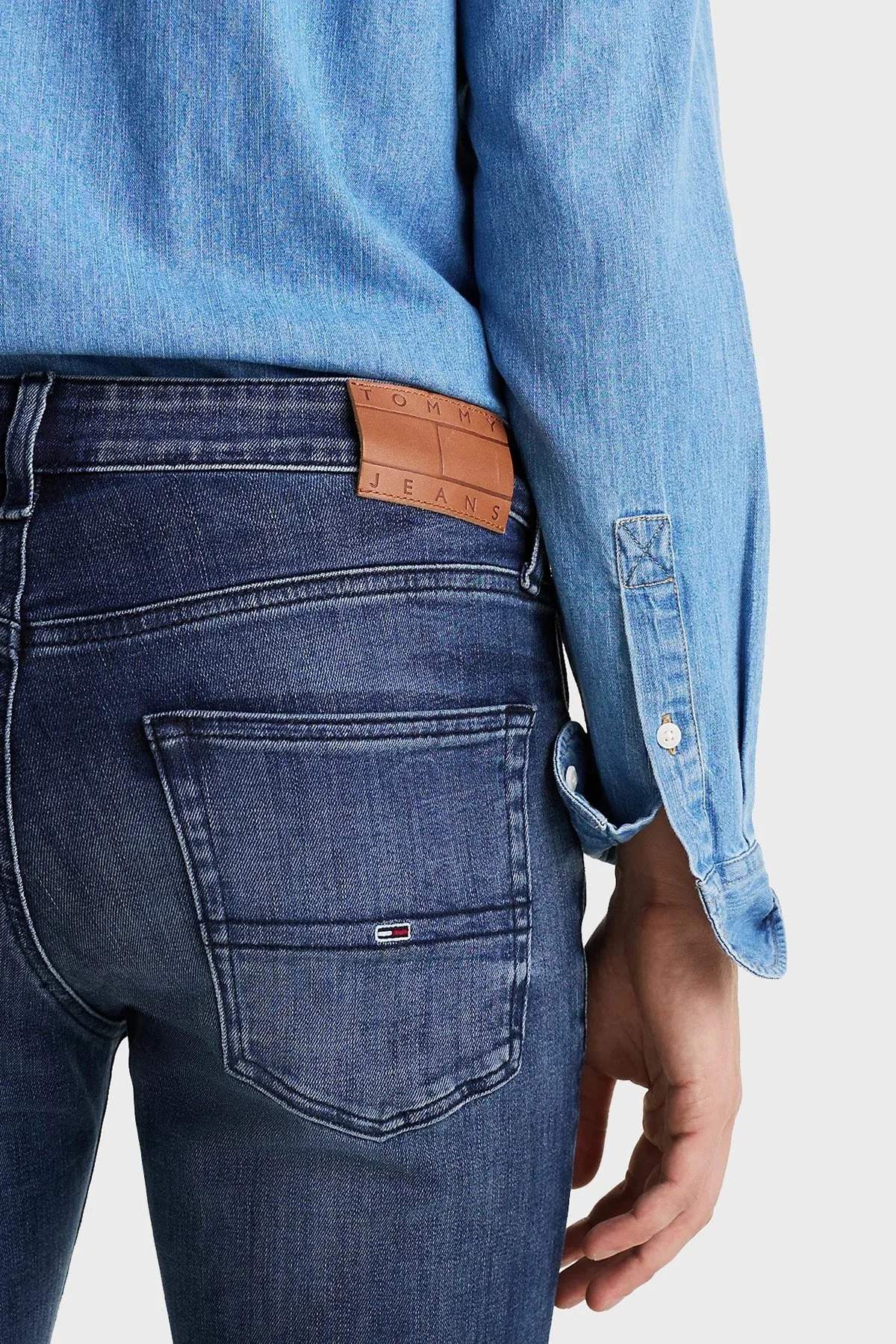 Tommy Jeans Esnek Pamuklu Slim Fit Normal Bel Dar Paça Jeans Erkek Kot Pantolon DM0DM20550 1BK LACİVERT - 3