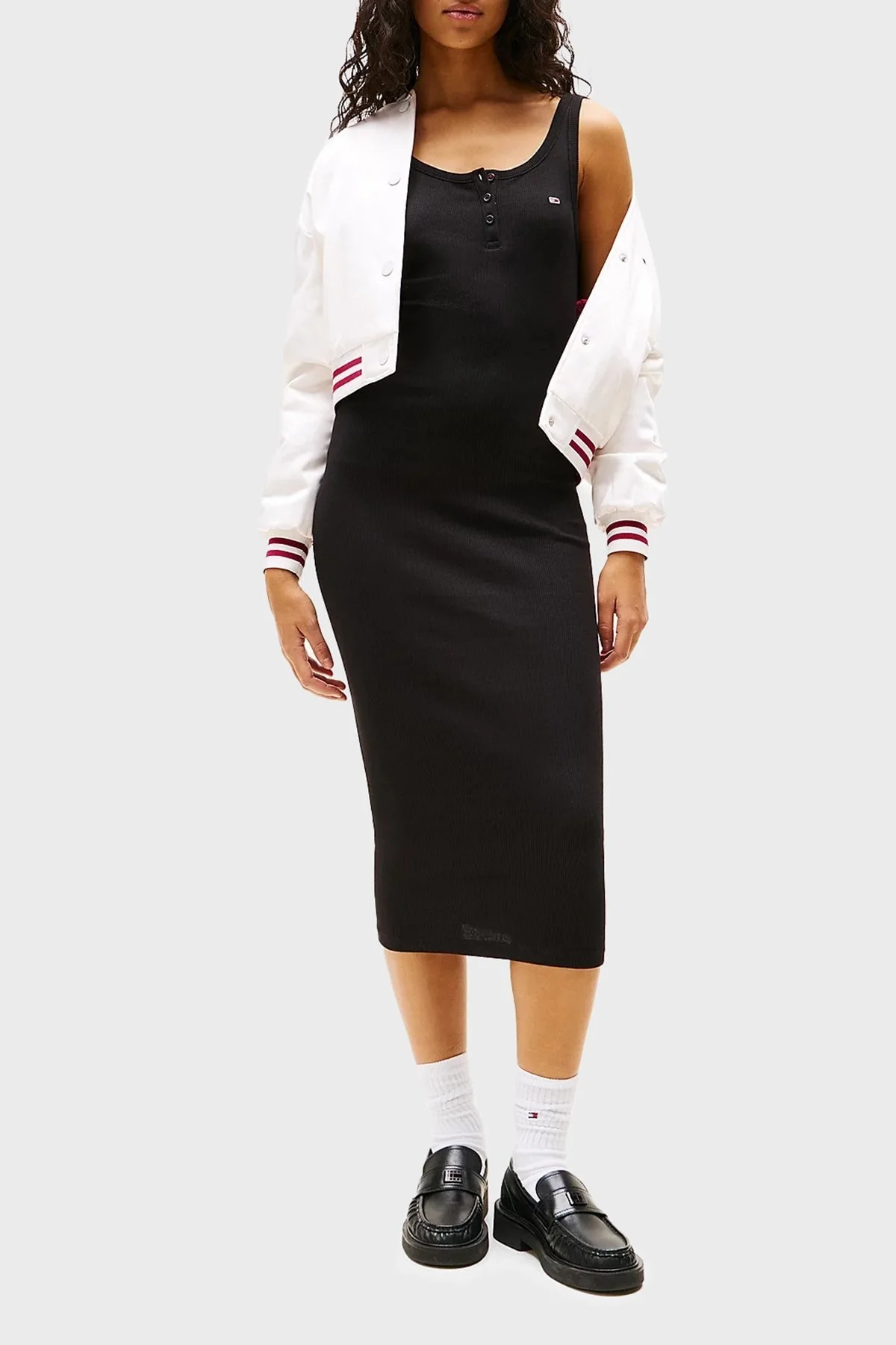 Tommy Jeans Fitilli % 100 Pamuk Slim Fit Midi Boy Kolsuz Bayan Elbise DW0DW19477 BDS SİYAH - 5