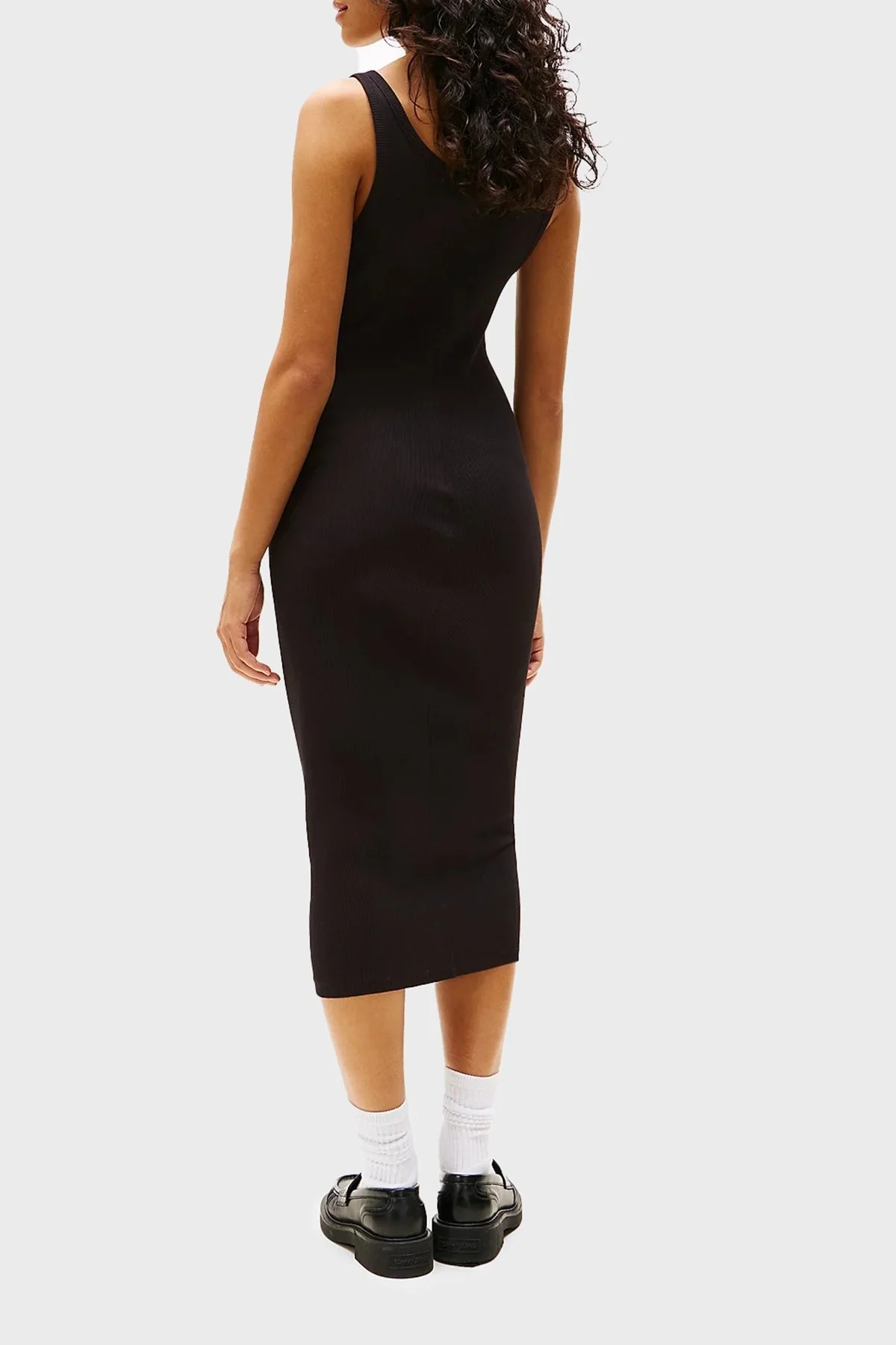 Tommy Jeans Fitilli % 100 Pamuk Slim Fit Midi Boy Kolsuz Bayan Elbise DW0DW19477 BDS SİYAH - 8