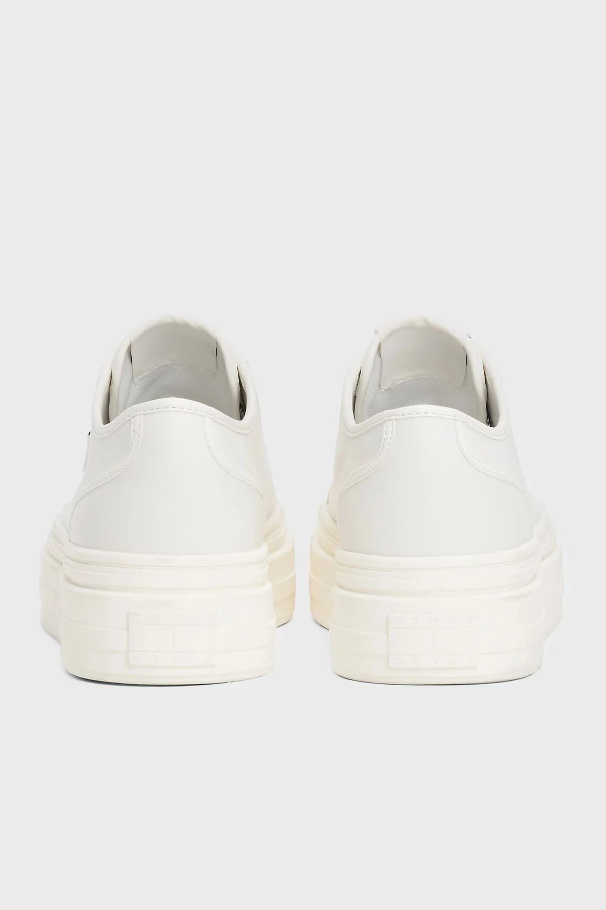 Tommy Jeans Hakiki Deri Kalın Tabanlı Sneaker Bayan Ayakkabı EN0EN02714 YBL BEYAZ - 5