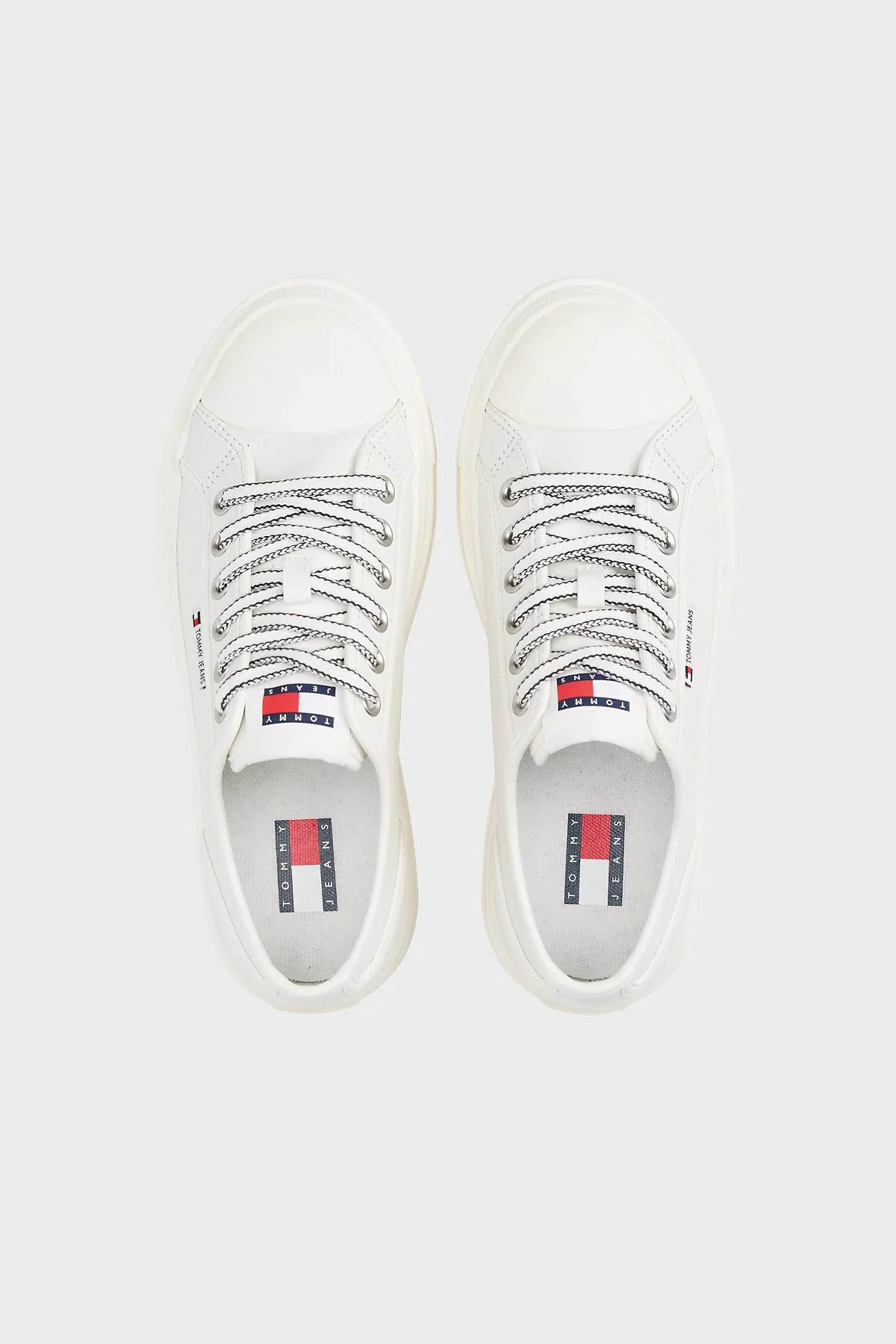 Tommy Jeans Hakiki Deri Kalın Tabanlı Sneaker Kadın Ayakkabı EN0EN02714 YBL BEYAZ - 4