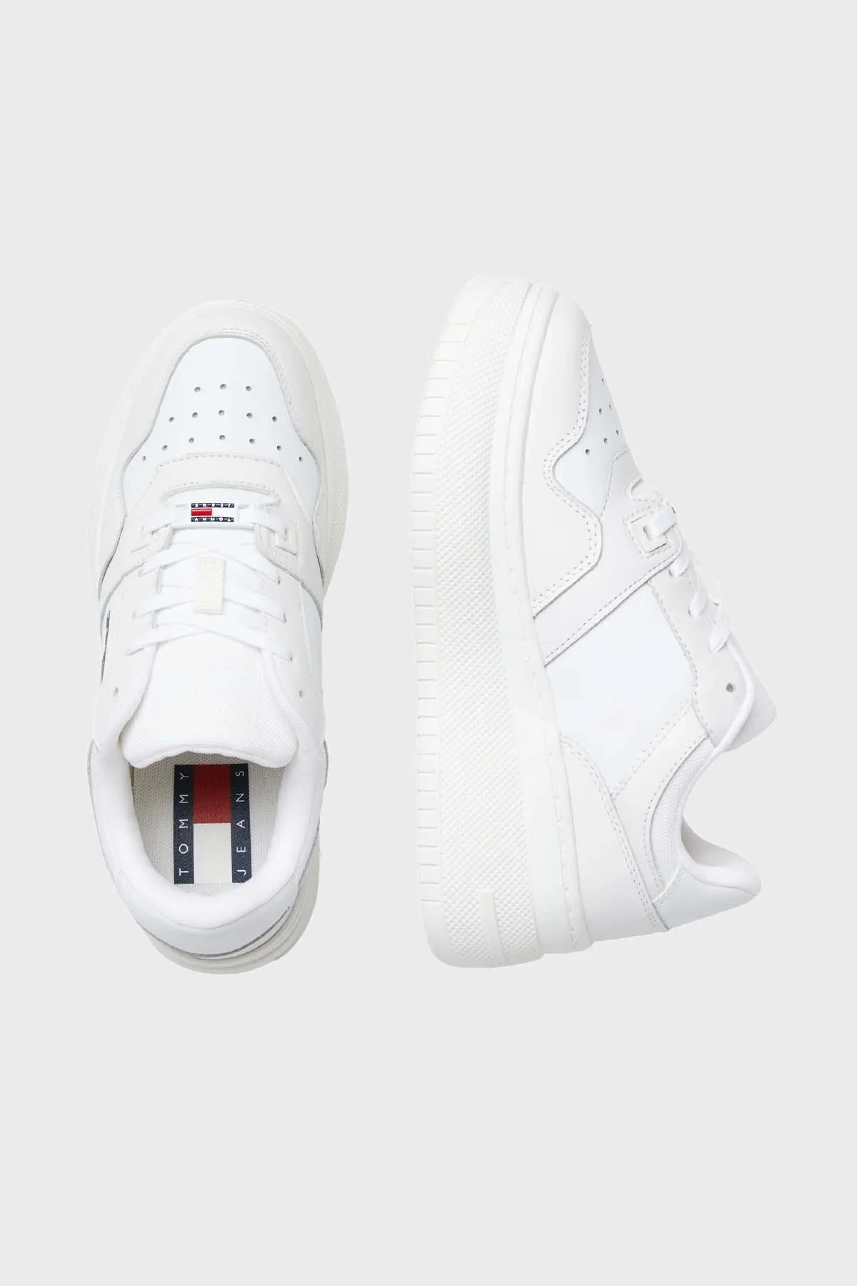 Tommy Jeans Hakiki Deri Logolu Sneaker Bayan Ayakkabı EN0EN02536 0K4 BEYAZ - 4