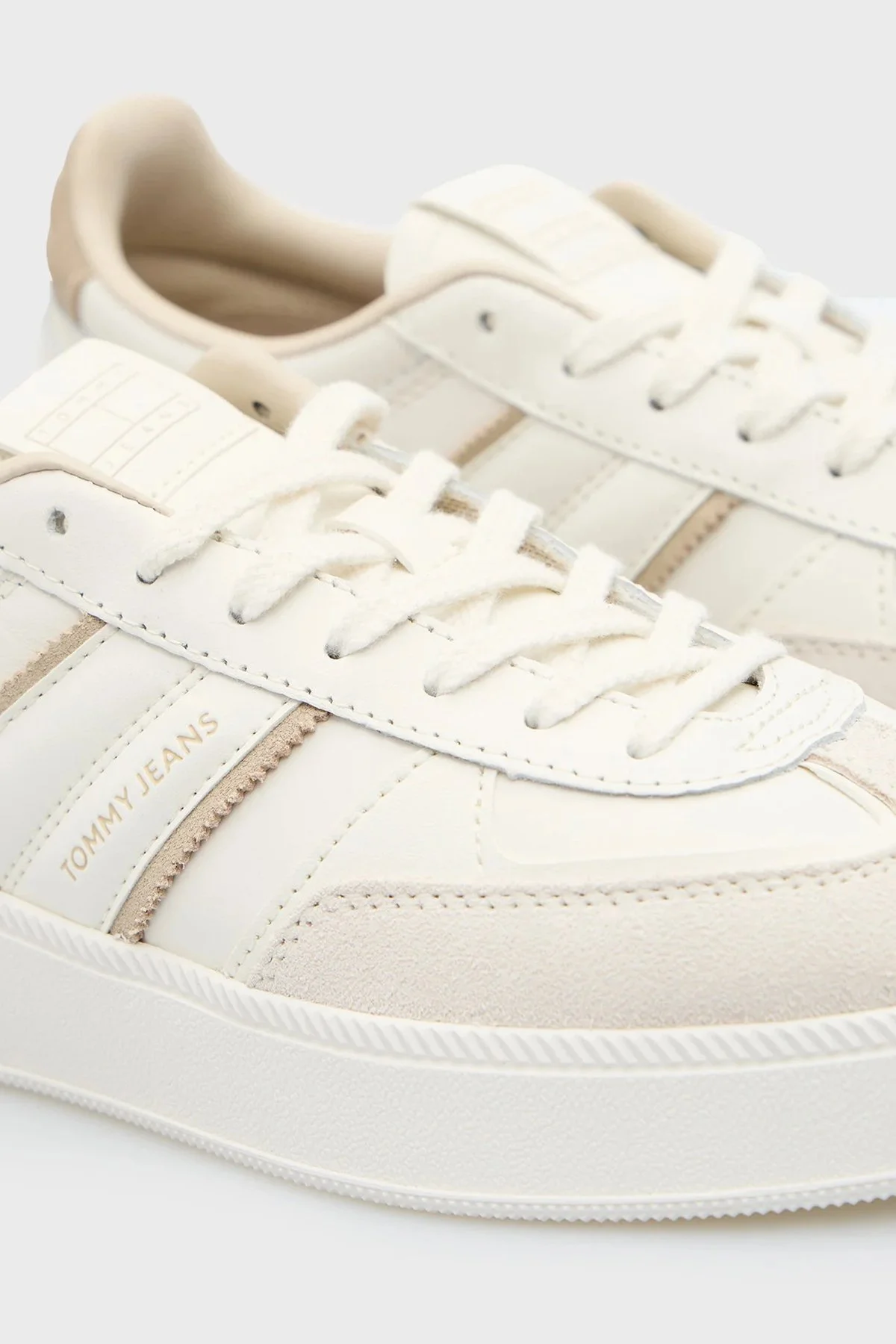 Tommy Jeans Hakiki Deri Logolu Sneaker Bayan Ayakkabı EN0EN02900 0GA BEJ - 4