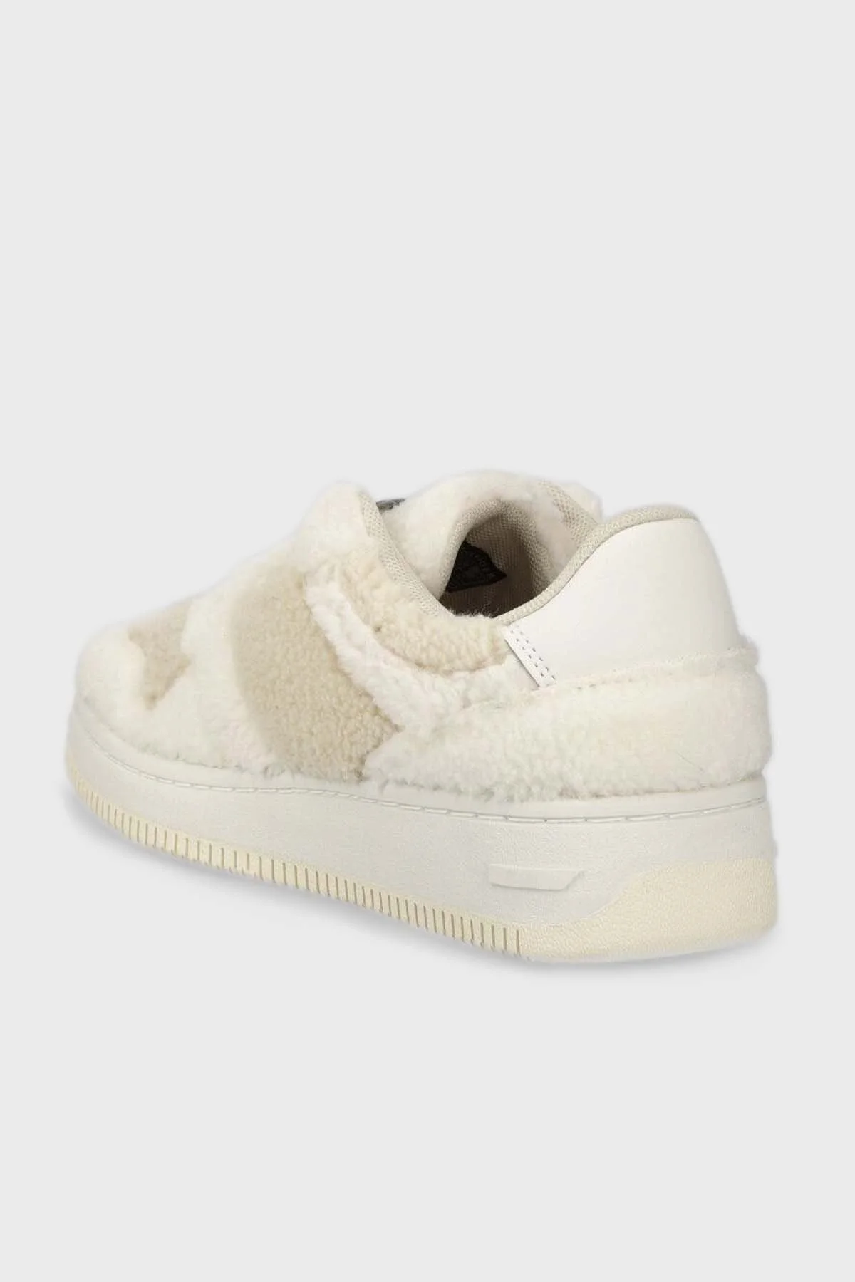 Tommy Jeans Hakiki Deri Tüylü Peluş Sneaker Bayan Ayakkabı EN0EN02441 YBL BEYAZ - 3