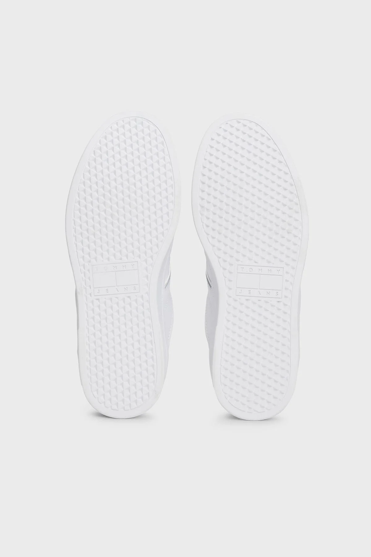 Tommy Jeans Kabartmalı Logolu Deri Karışımlı Sneaker Bayan Ayakkabı EN0EN02794 YBS BEYAZ - 7