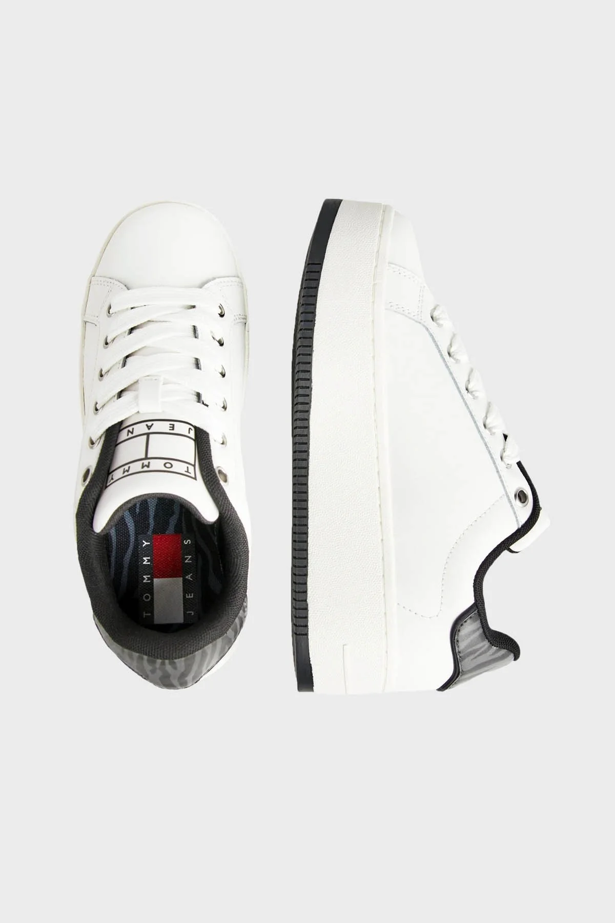 Tommy Jeans Kalın Taban Deri Sneaker Bayan Ayakkabı EN0EN02537 YBL BEYAZ - 4