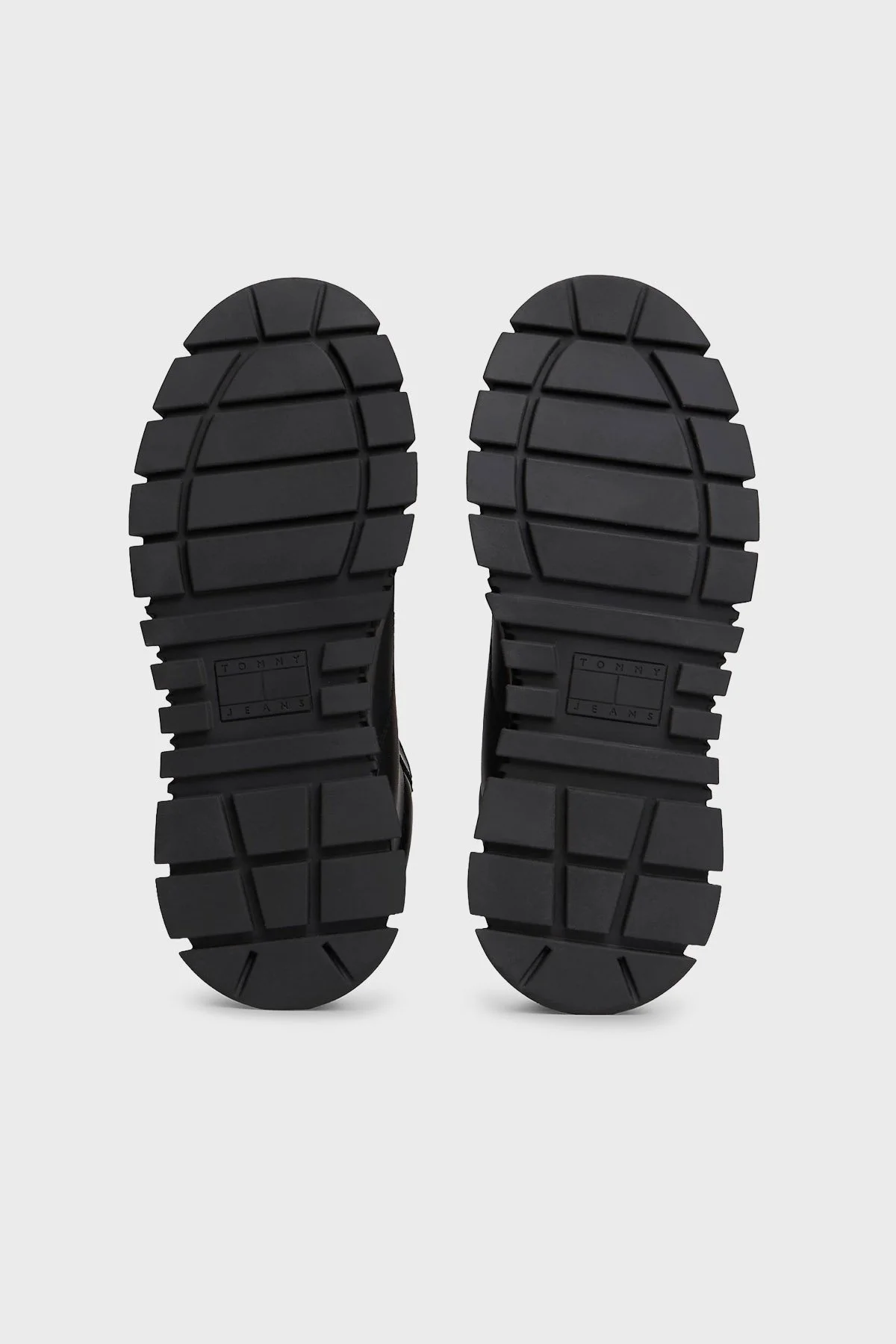 Tommy Jeans Kalın Tabanlı Leopar Detaylı Sneaker Bayan Ayakkabı EN0EN02858 BDS SİYAH - 6