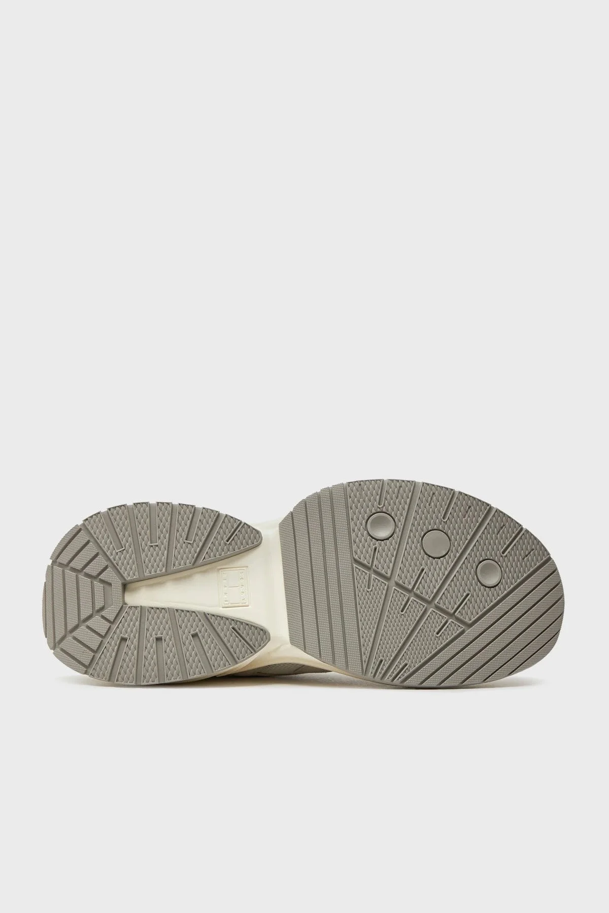 Tommy Jeans Kalın Tabanlı Sneaker Erkek Ayakkabı EM0EM01416 P06 BEYAZ-GRİ - 6
