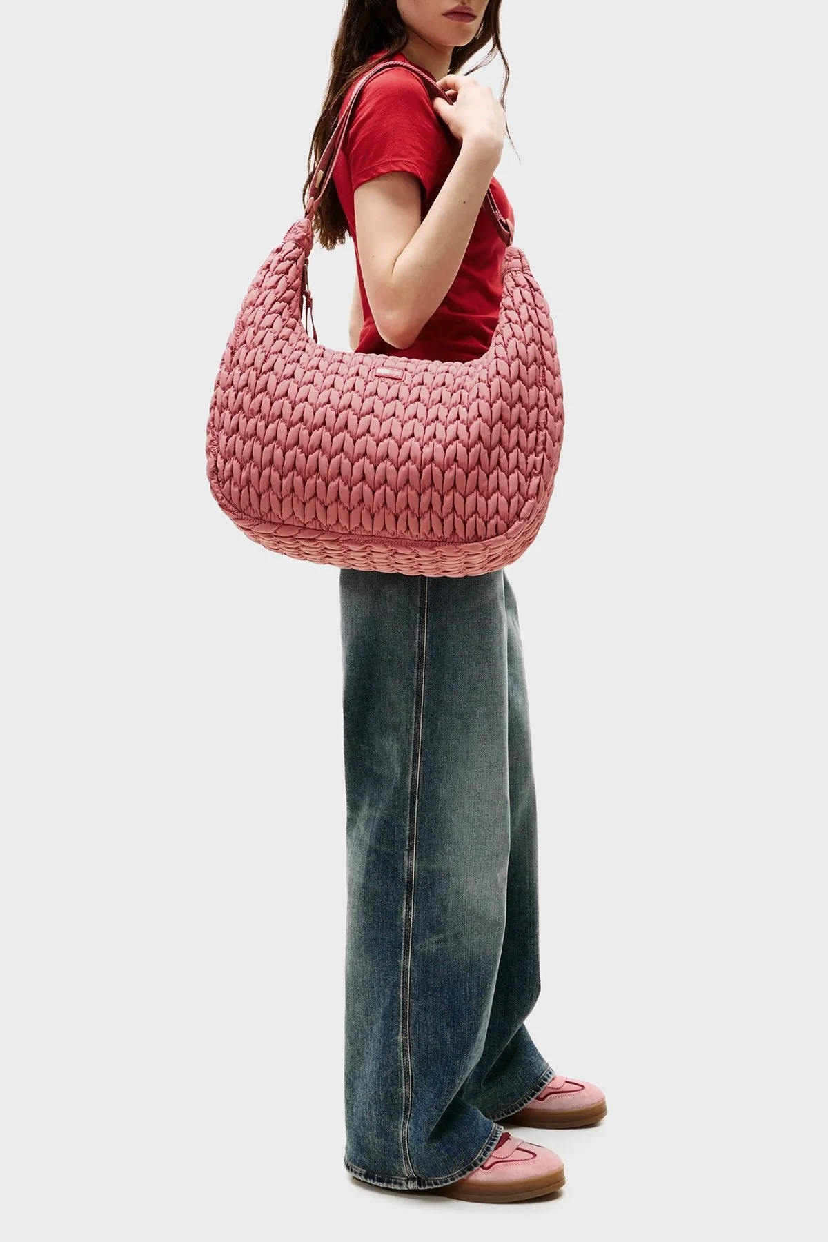 Tommy Jeans Kapitoneli Ayarlanabilir Askılı Bayan Çanta AW0AW17929 TI0 PEMBE - 2