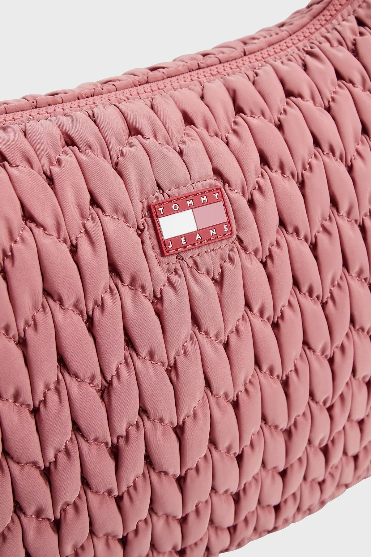 Tommy Jeans Kapitoneli Ayarlanabilir Askılı Bayan Çanta AW0AW17929 TI0 PEMBE - 4