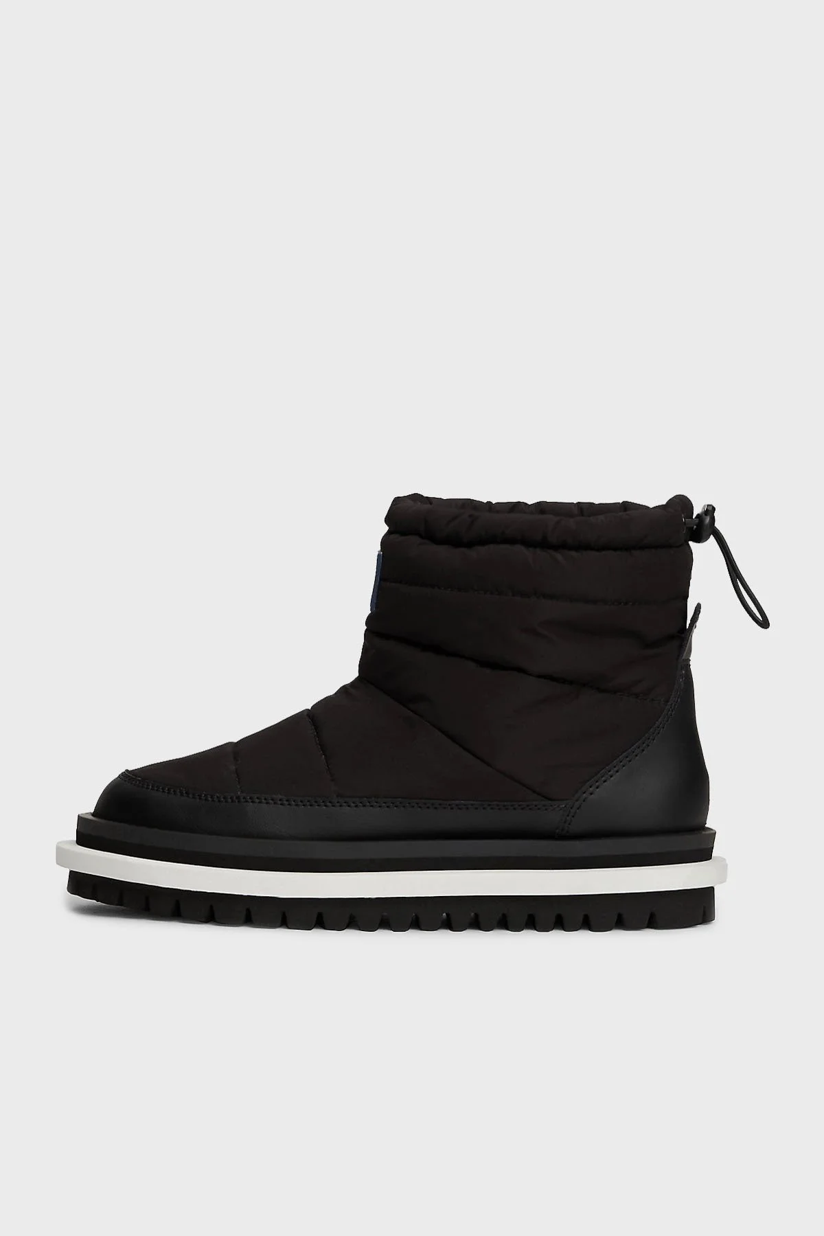 Tommy Jeans Kapitoneli Tırtıklı Platform Taban Bayan Bot EN0EN02725 BDS SİYAH - 2