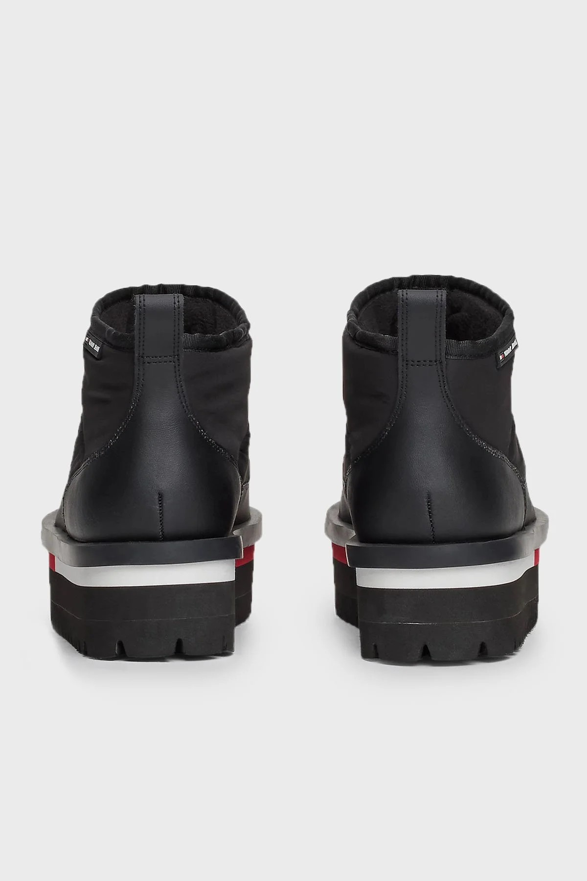 Tommy Jeans Kapitoneli Tırtıklı Platform Taban Kısa Kadın Bot EN0EN02689 BDS SİYAH - 6