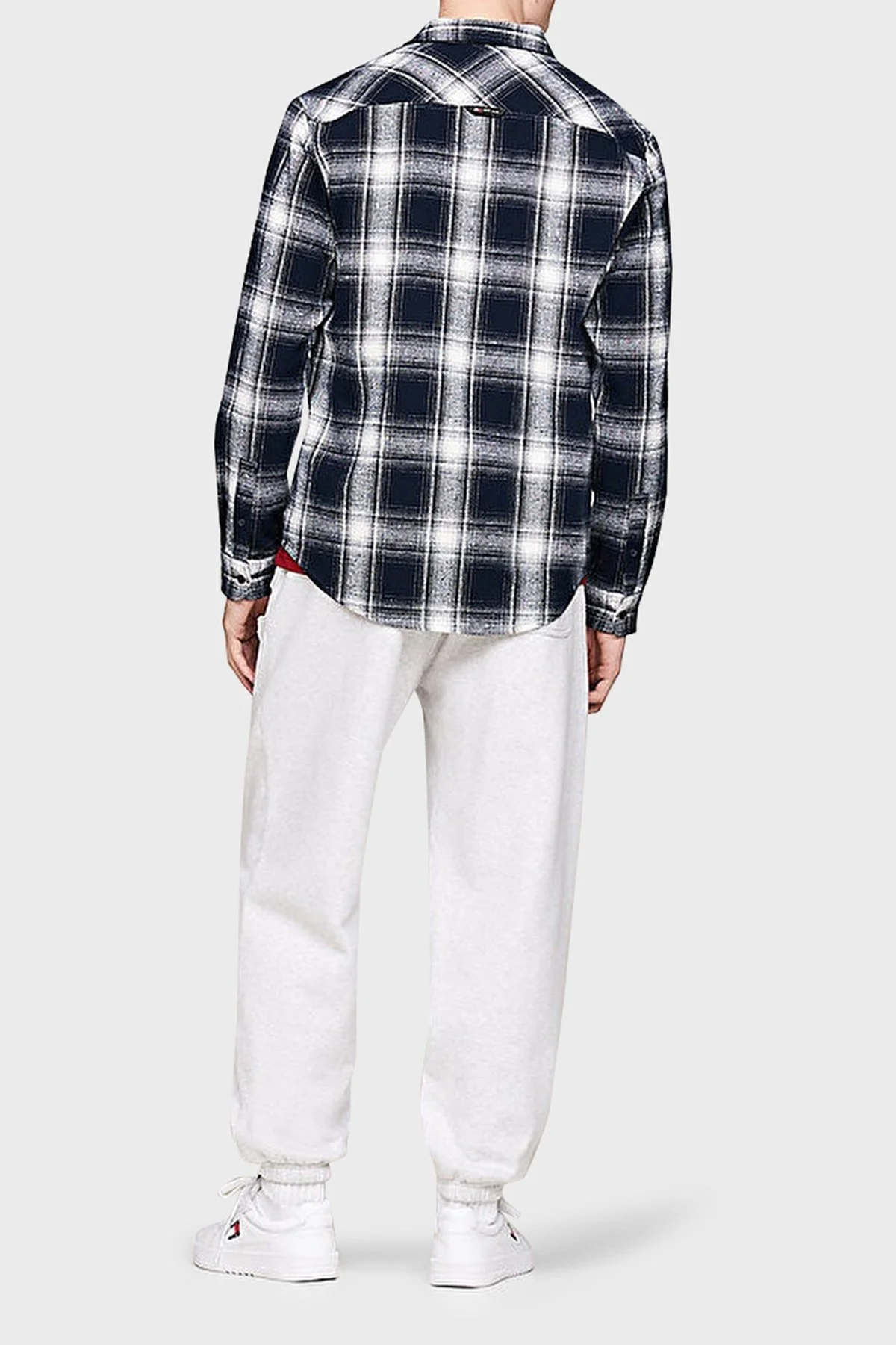 Tommy Jeans Kareli % 100 Pamuk Relaxed Fit Erkek Gömlek DM0DM19651 C1G LACİVERT - 2