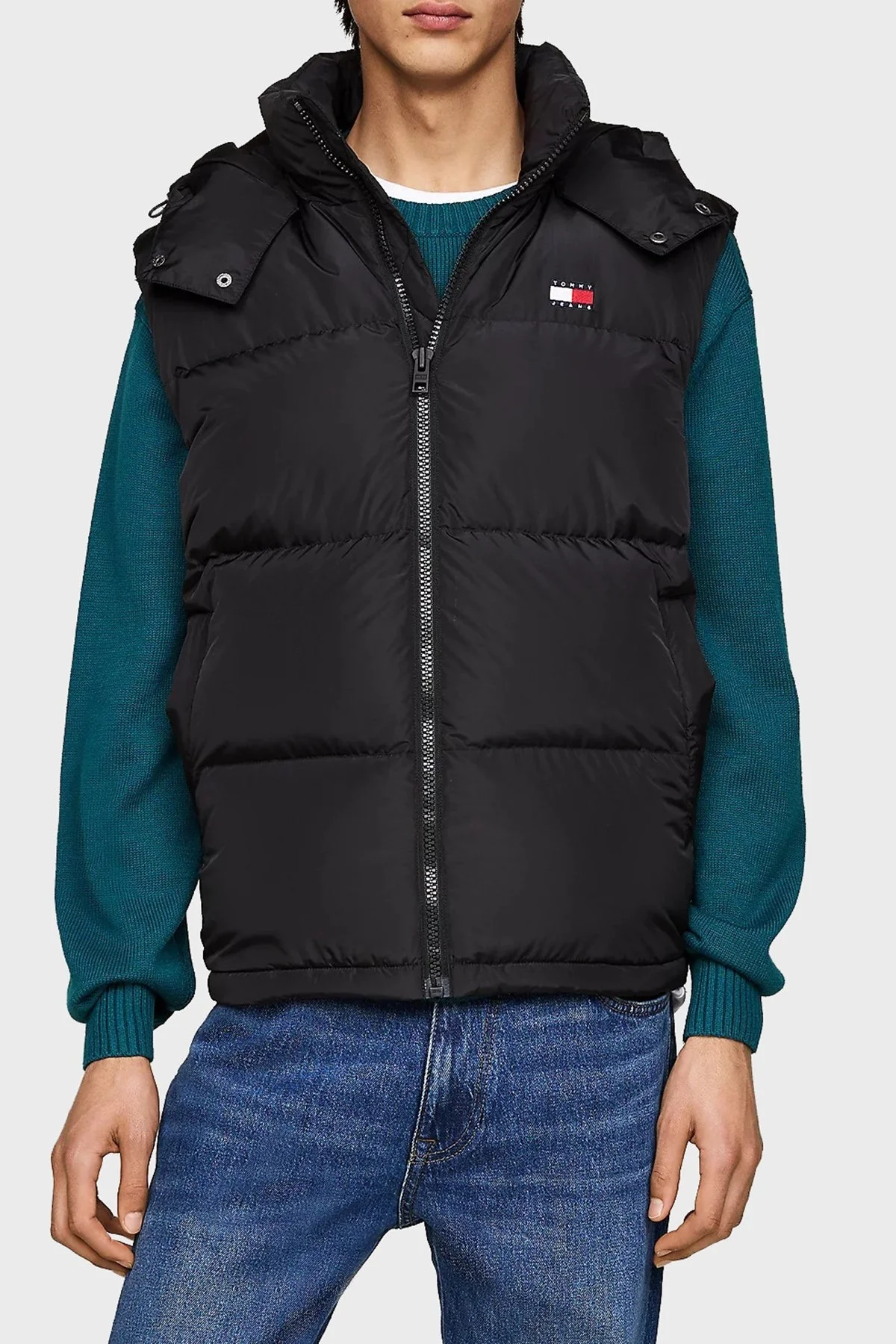 Tommy Jeans Kuş Tüyü Dolgulu Regular Fit Çıkarılabilir Kapüşonlu Şişme Erkek Yelek DM0DM19538 BDS SİYAH - 1