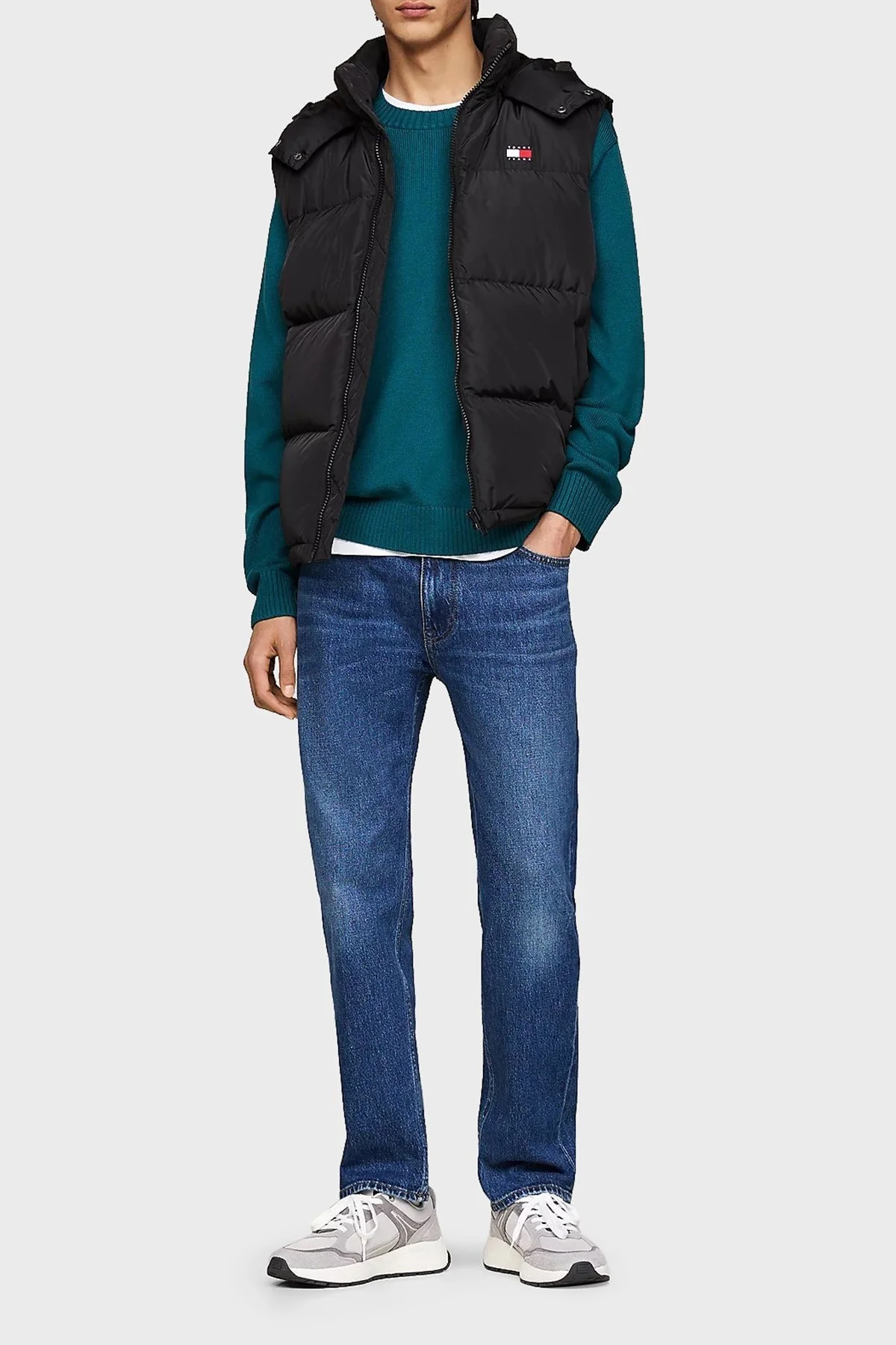 Tommy Jeans Kuş Tüyü Dolgulu Regular Fit Çıkarılabilir Kapüşonlu Şişme Erkek Yelek DM0DM19538 BDS SİYAH - 3