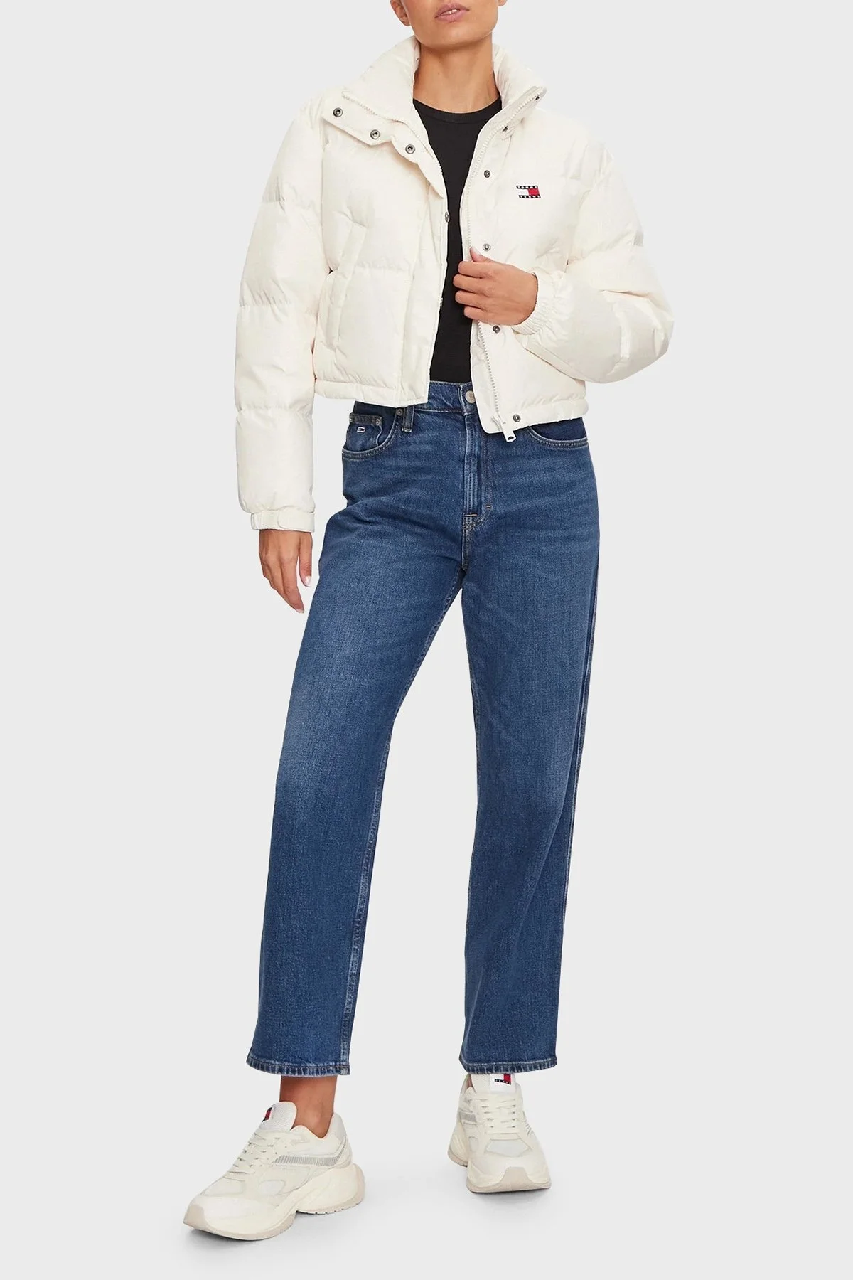 Tommy Jeans Kuş Tüyü Dolgulu Regular Fit Dik Yaka Logolu Şişme Bayan Mont DW0DW18820 YBH BEYAZ - 2