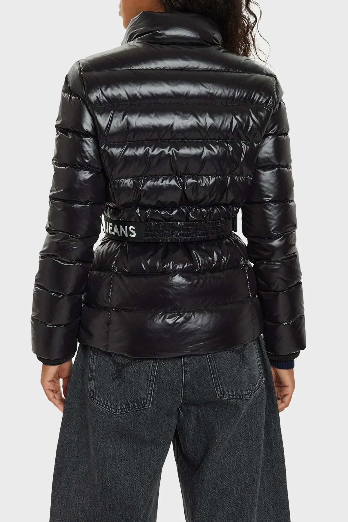 Tommy Jeans Kuş Tüyü Dolgulu Slim Fit Dik Yaka Kemerli Şişme Bayan Mont DW0DW18826 BDS SİYAH - 3