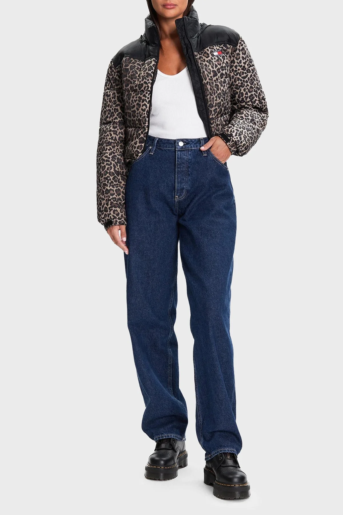 Tommy Jeans Leopar Desen Relaxed Fit Çıkarılabilir Kapüşonlu Şişme Bayan Mont DW0DW21967 0HD LEOPAR - 2