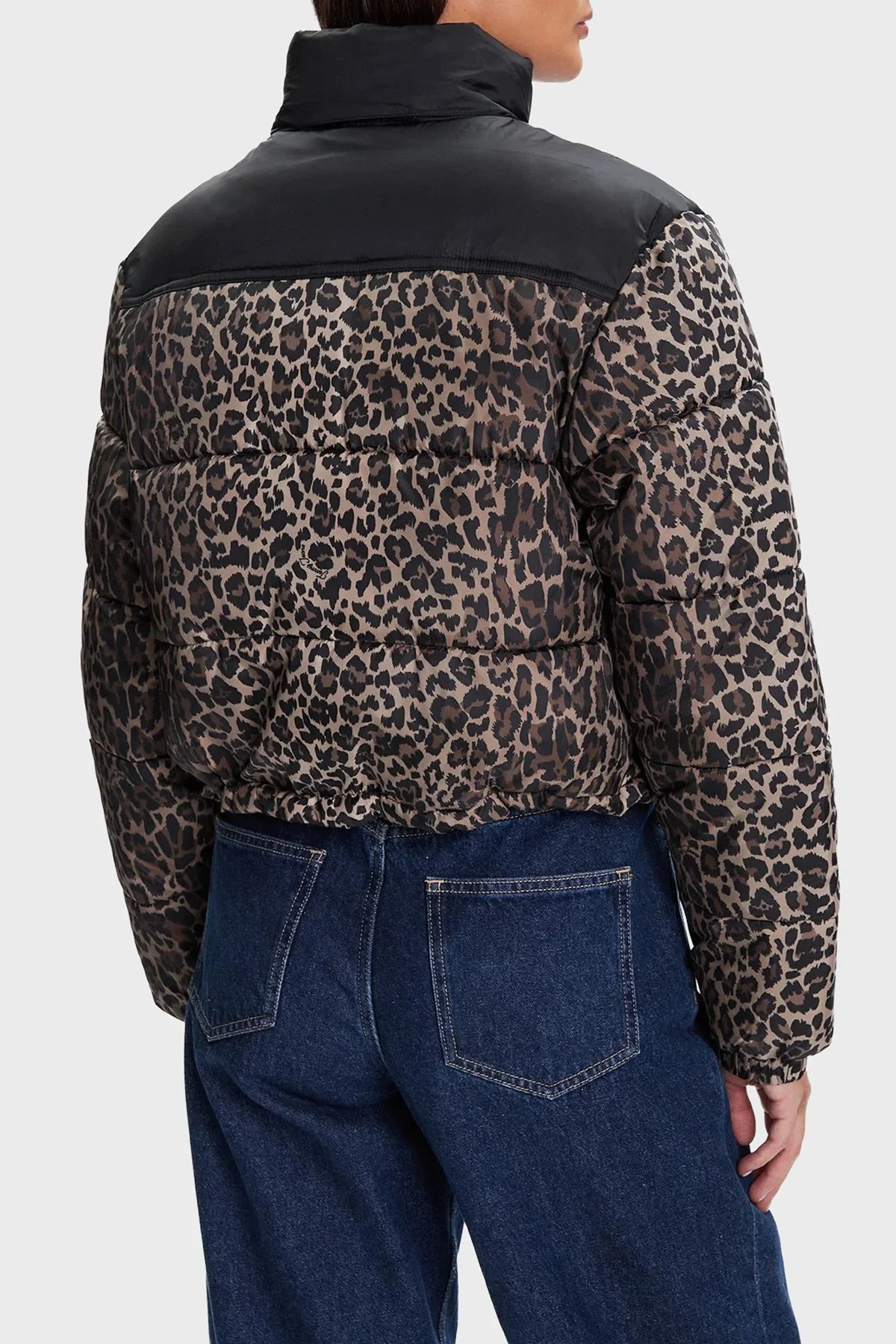 Tommy Jeans Leopar Desen Relaxed Fit Çıkarılabilir Kapüşonlu Şişme Bayan Mont DW0DW21967 0HD LEOPAR - 3