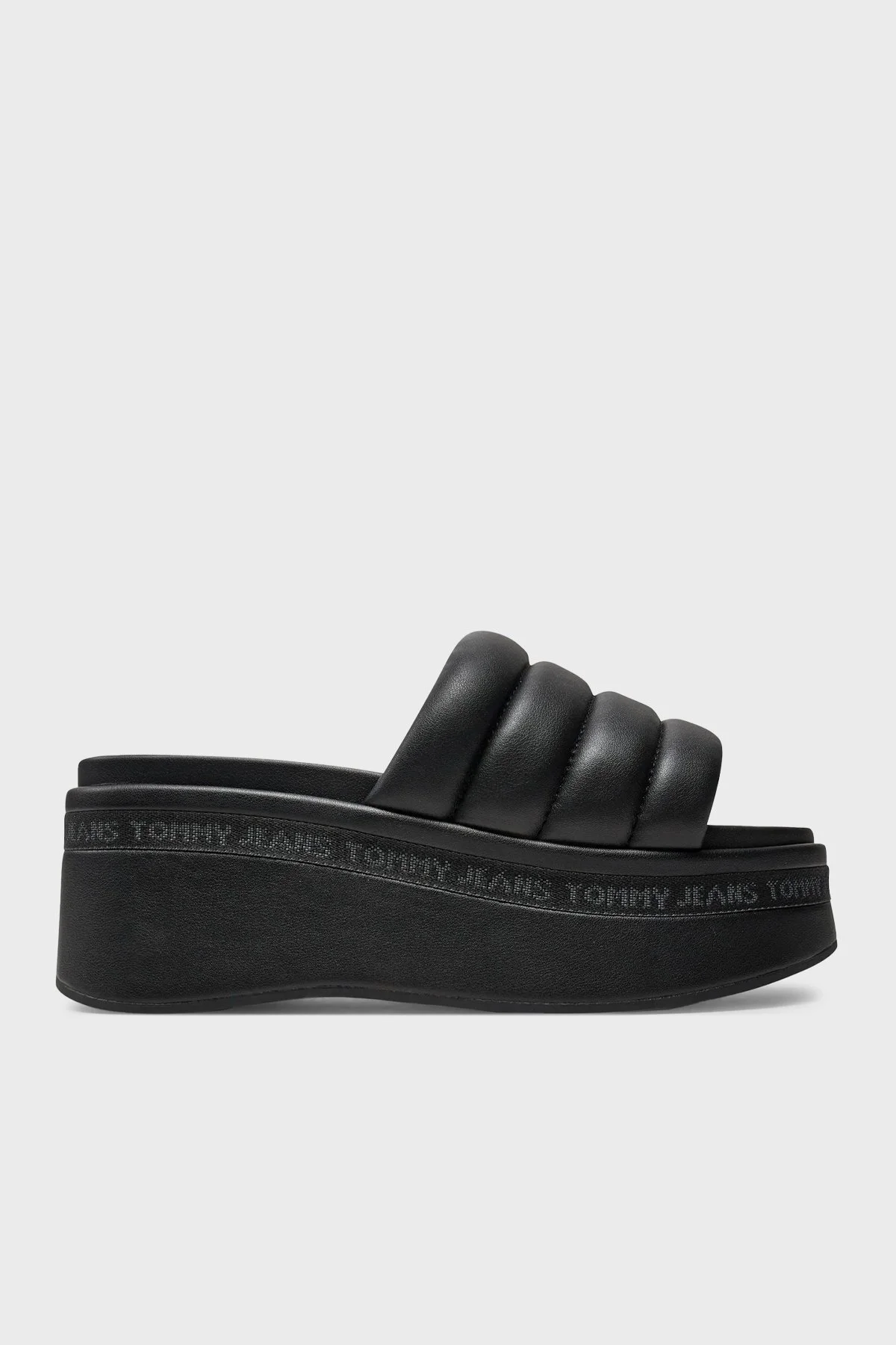Tommy Jeans Logo Dolgulu Platform Kadın Sandalet EN0EN02455 BDS SİYAH - 1