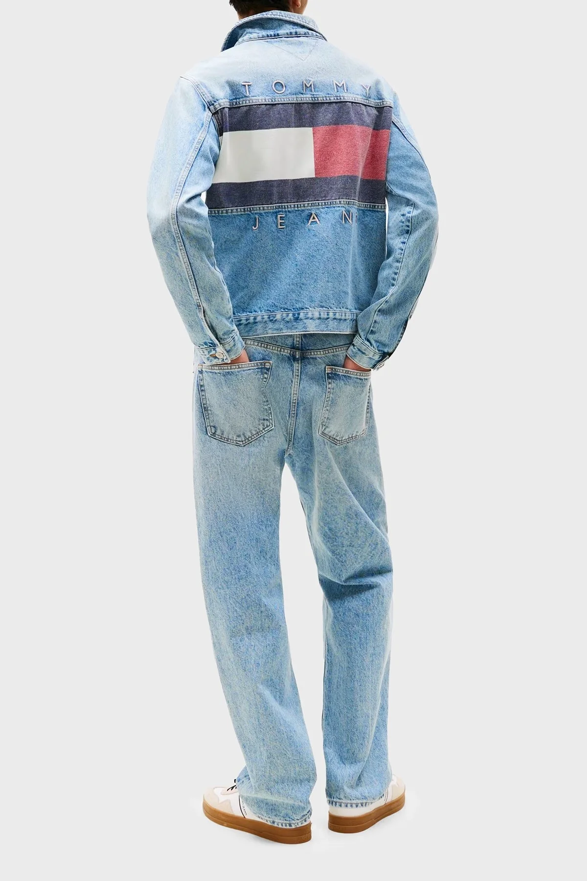 Tommy Jeans Logo Nakışlı Pamuklu Regular Fit Klasik Yaka Erkek Kot Ceket DM0DM21242 1A5 MAVİ - 3