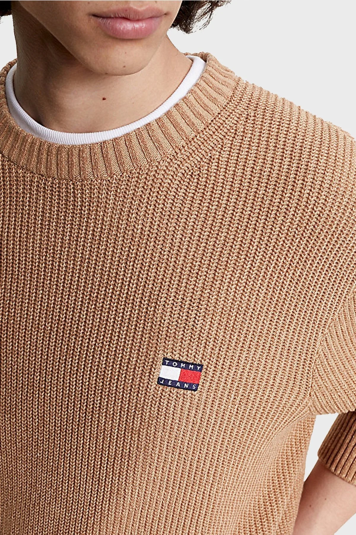 Tommy Jeans Logolu % 100 Pamuk Bisiklet Yaka Regular Fit Triko Örme Erkek Kazak DM0DM17776 AB0 BEJ - 3