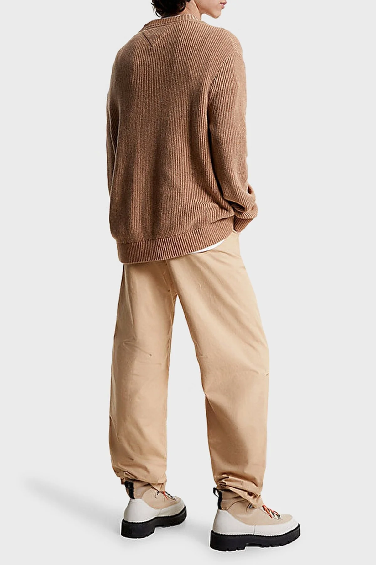 Tommy Jeans Logolu % 100 Pamuk Bisiklet Yaka Regular Fit Triko Örme Erkek Kazak DM0DM17776 AB0 BEJ - 14