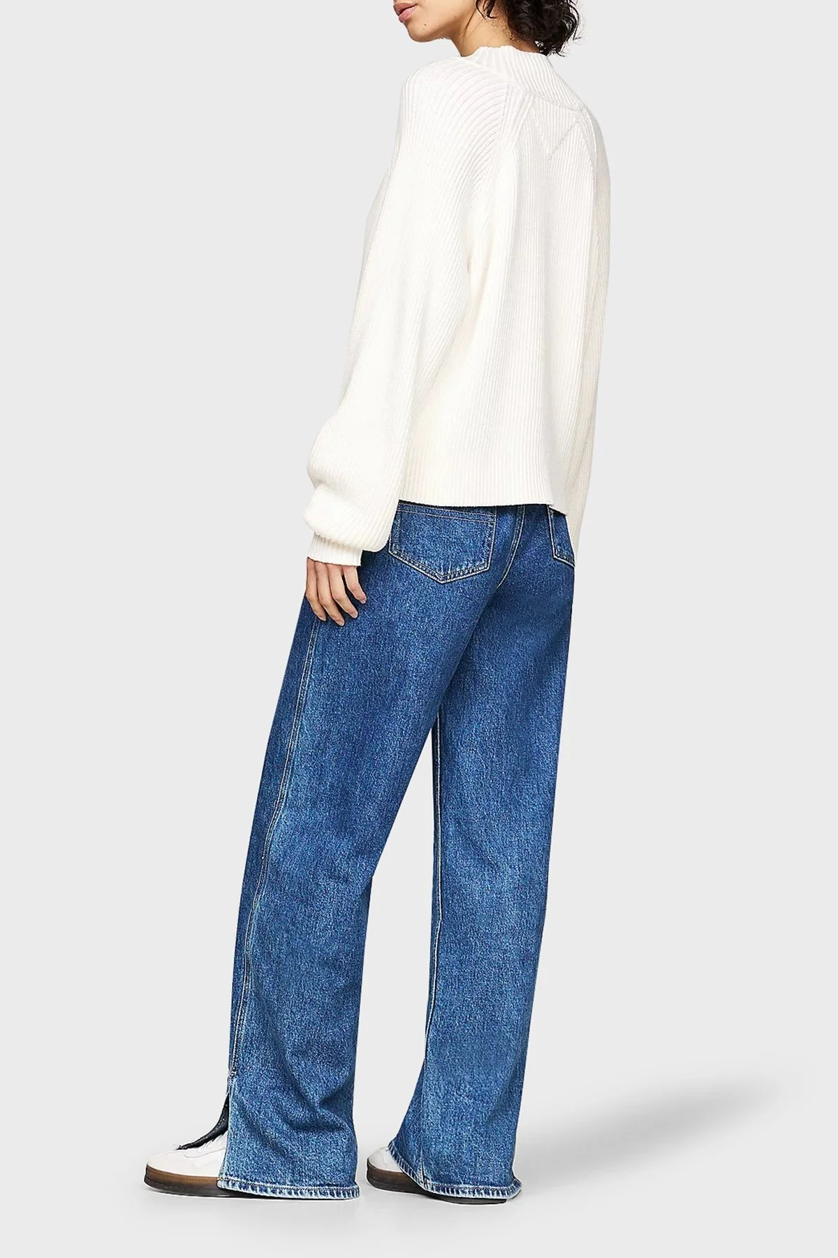 Tommy Jeans Logolu % 100 Pamuk Regular Fit Balon Kol Örgü Bayan Kazak DW0DW19912 YBH BEYAZ - 2