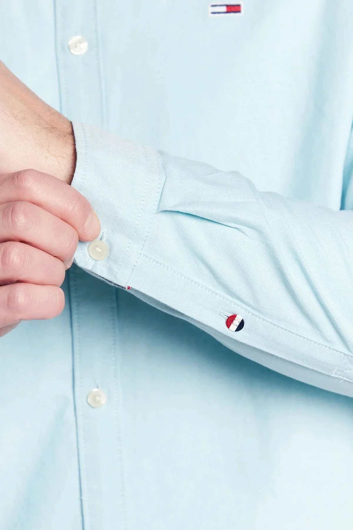 Tommy Jeans Logolu % 100 Pamuk Regular Fit Oxford Erkek Gömlek DM0DM15408 CYX AÇIK MAVİ - 4