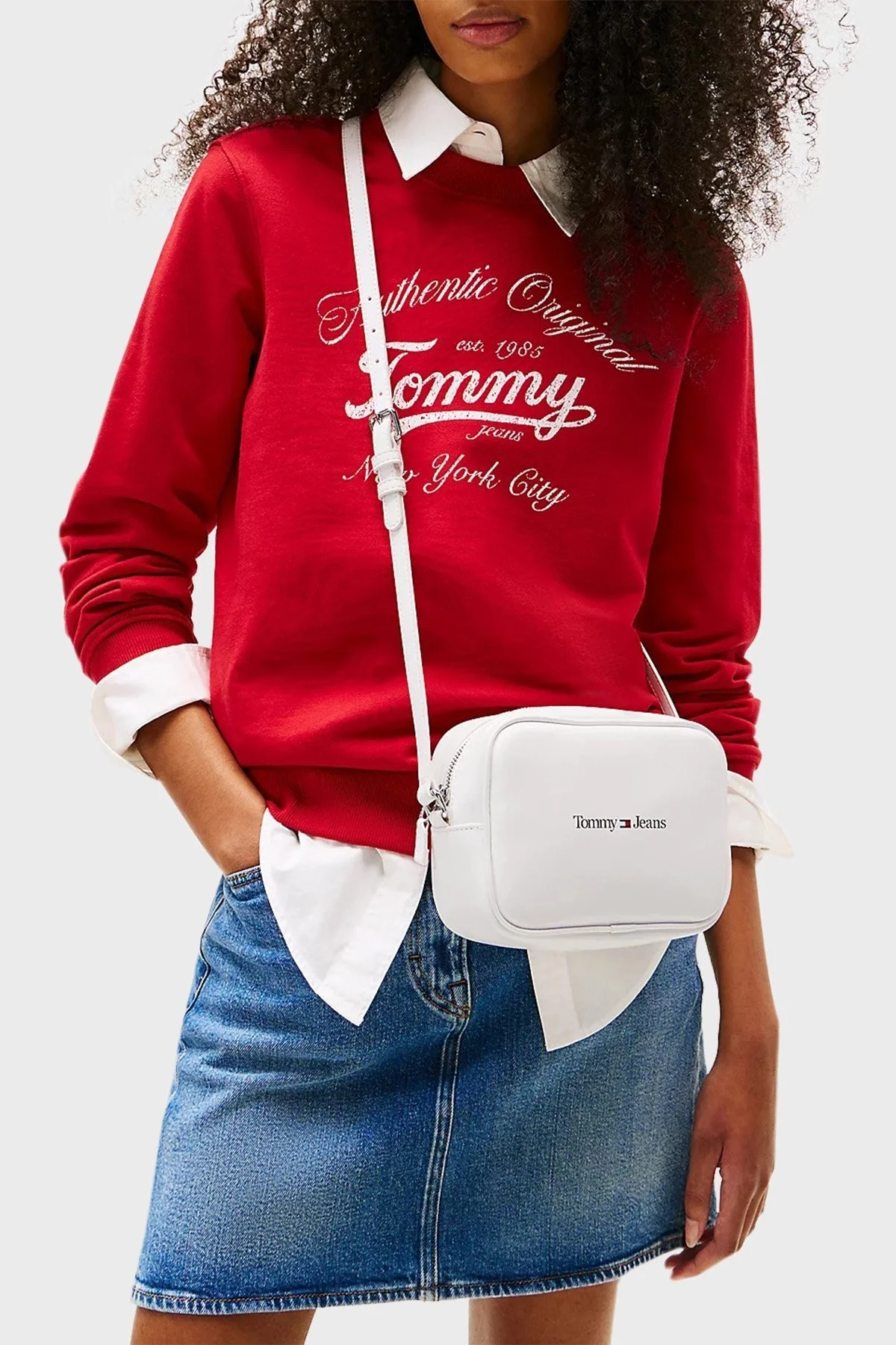 Tommy Jeans Logolu Ayarlanabilir Askılı Bayan Çanta AW0AW15029 YBR BEYAZ - 2