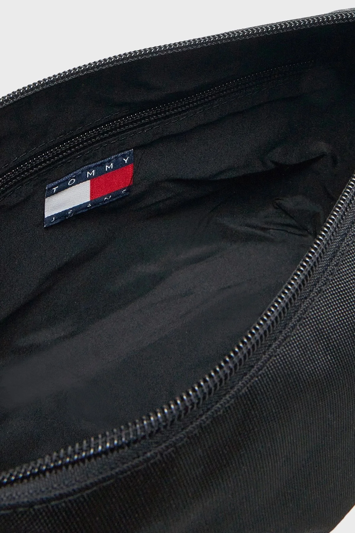 Tommy Jeans Logolu Ayarlanabilir Askılı Bayan Çanta AW0AW17287 BDS SİYAH - 4