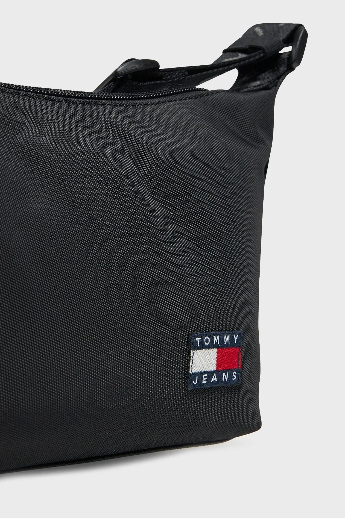 Tommy Jeans Logolu Ayarlanabilir Askılı Bayan Çanta AW0AW17287 BDS SİYAH - 5