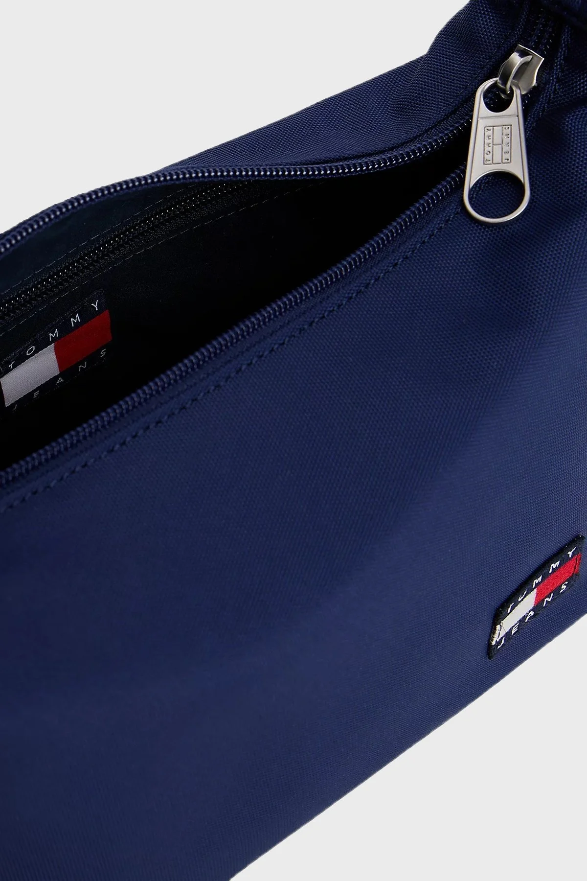 Tommy Jeans Logolu Ayarlanabilir Askılı Bayan Çanta AW0AW17287 C67 KOYU MAVİ - 4