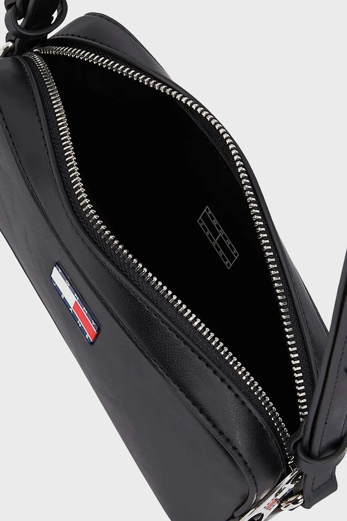 Tommy Jeans Logolu Ayarlanabilir Askılı Bayan Çanta AW0AW17290 BDS SİYAH - 3