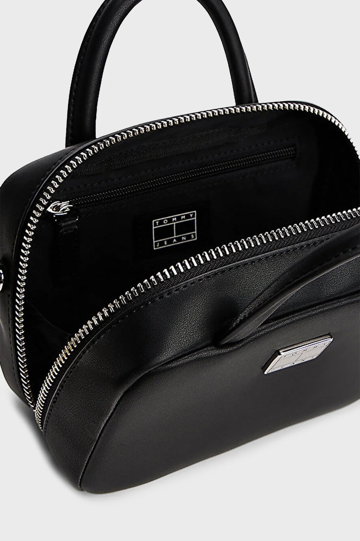 Tommy Jeans Logolu Ayarlanabilir Askılı Bayan Çanta AW0AW17294 BDS SİYAH - 4
