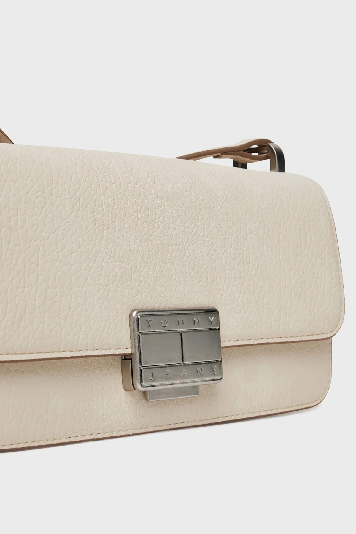 Tommy Jeans Logolu Ayarlanabilir Askılı Bayan Çanta AW0AW17529 ACG BEJ - 5