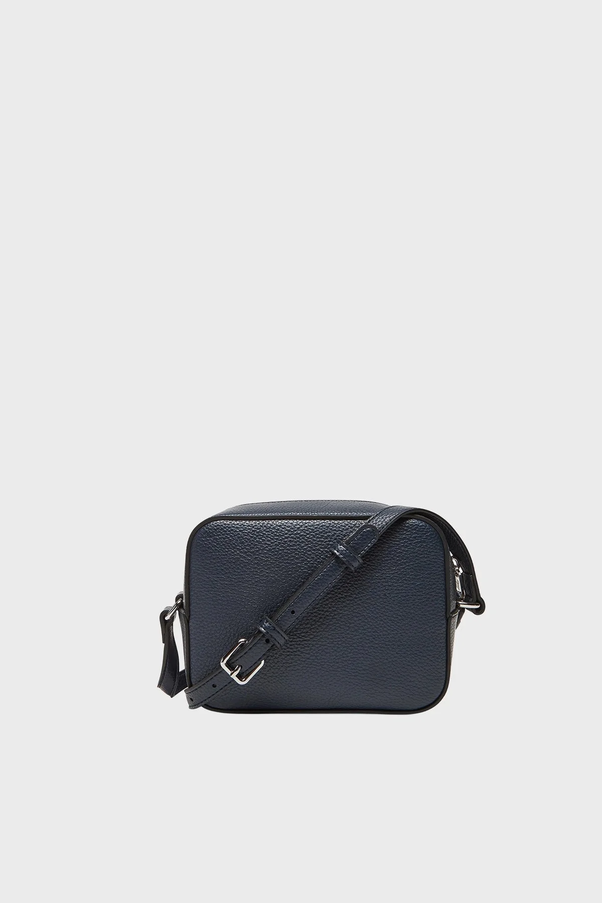 Tommy Jeans Logolu Ayarlanabilir Askılı Bayan Çanta AW0AW17543 C1G LACİVERT - 2
